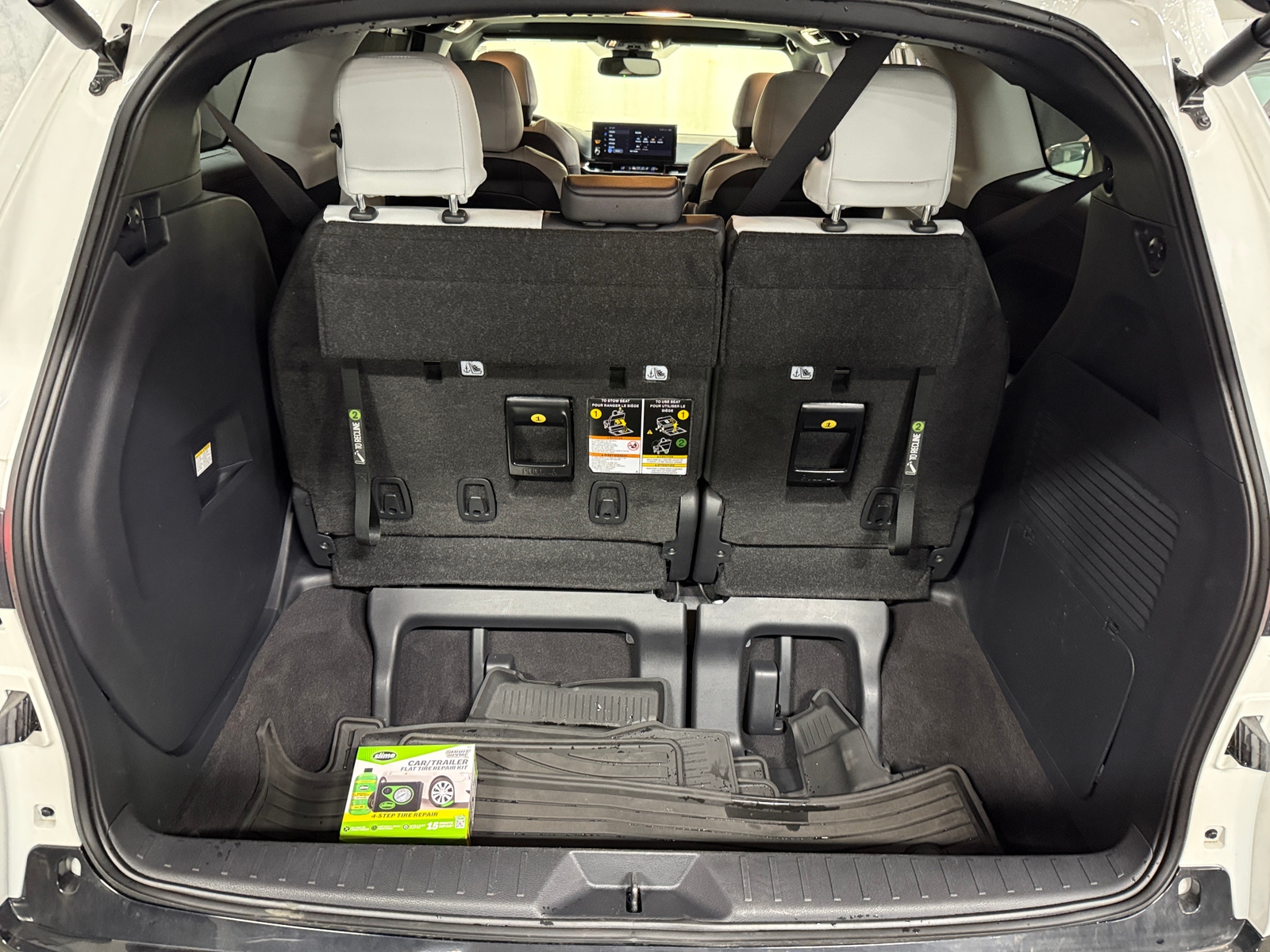 Thumbnail: 2025 Toyota Sienna - 6
