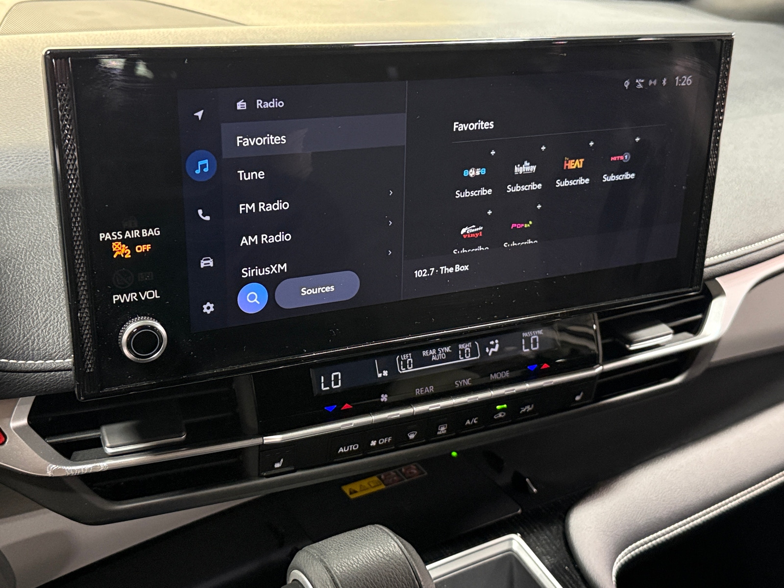 Thumbnail: 2025 Toyota Sienna - 3