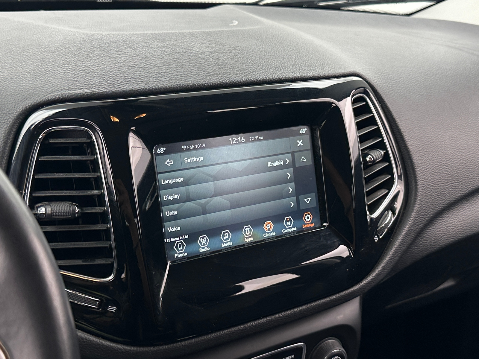 Thumbnail: 2019 Jeep Compass - 4