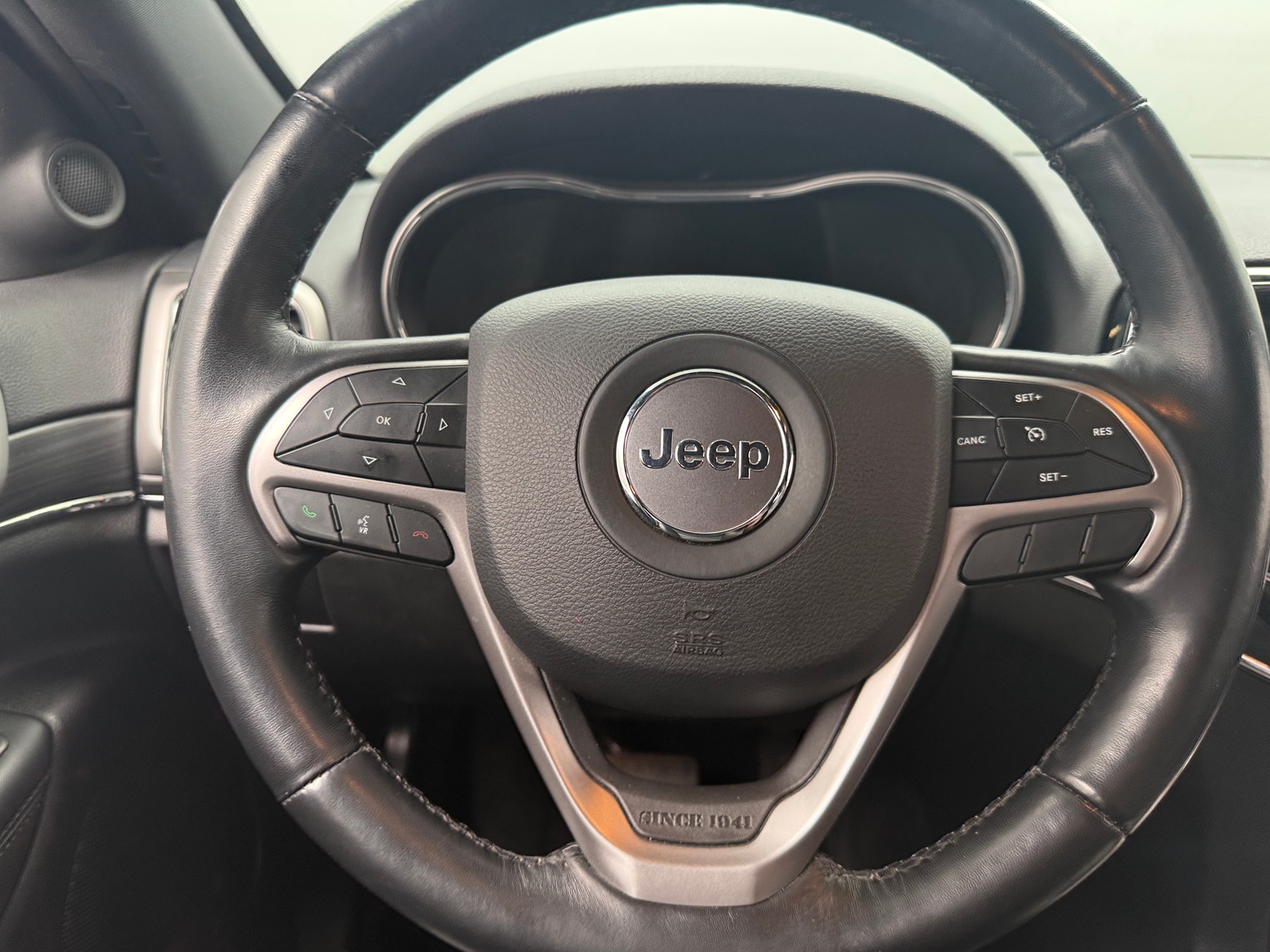 Thumbnail: 2021 Jeep Grand Cherokee - 4