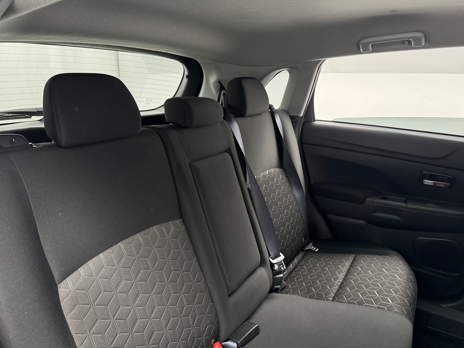 Thumbnail: 2025 Mitsubishi Outlander Sport - 6