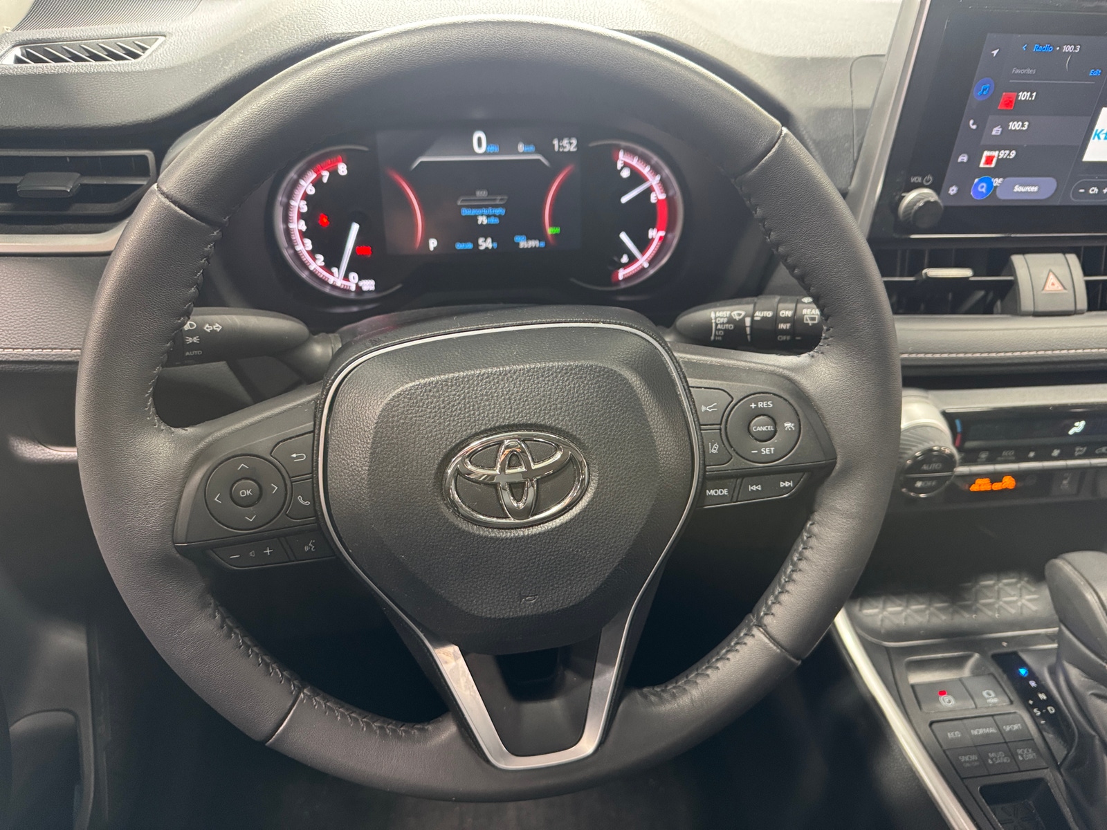 Thumbnail: 2024 Toyota RAV4 - 5