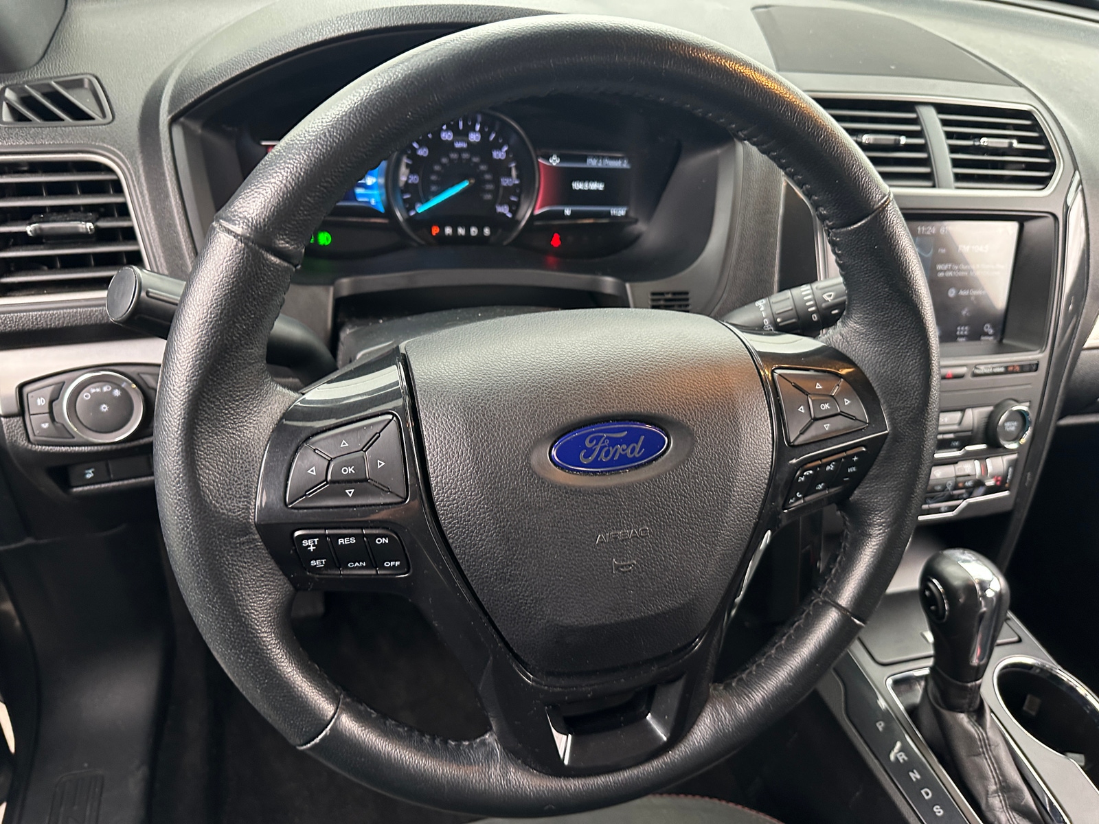 Thumbnail: 2019 Ford Explorer - 4