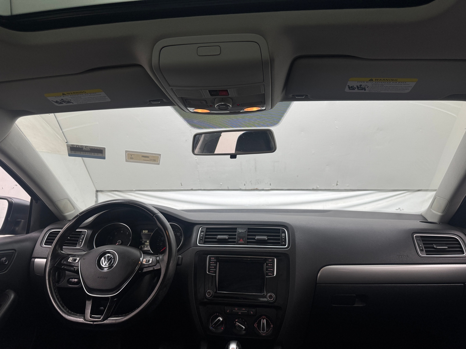 Thumbnail: 2016 Volkswagen Jetta - 3