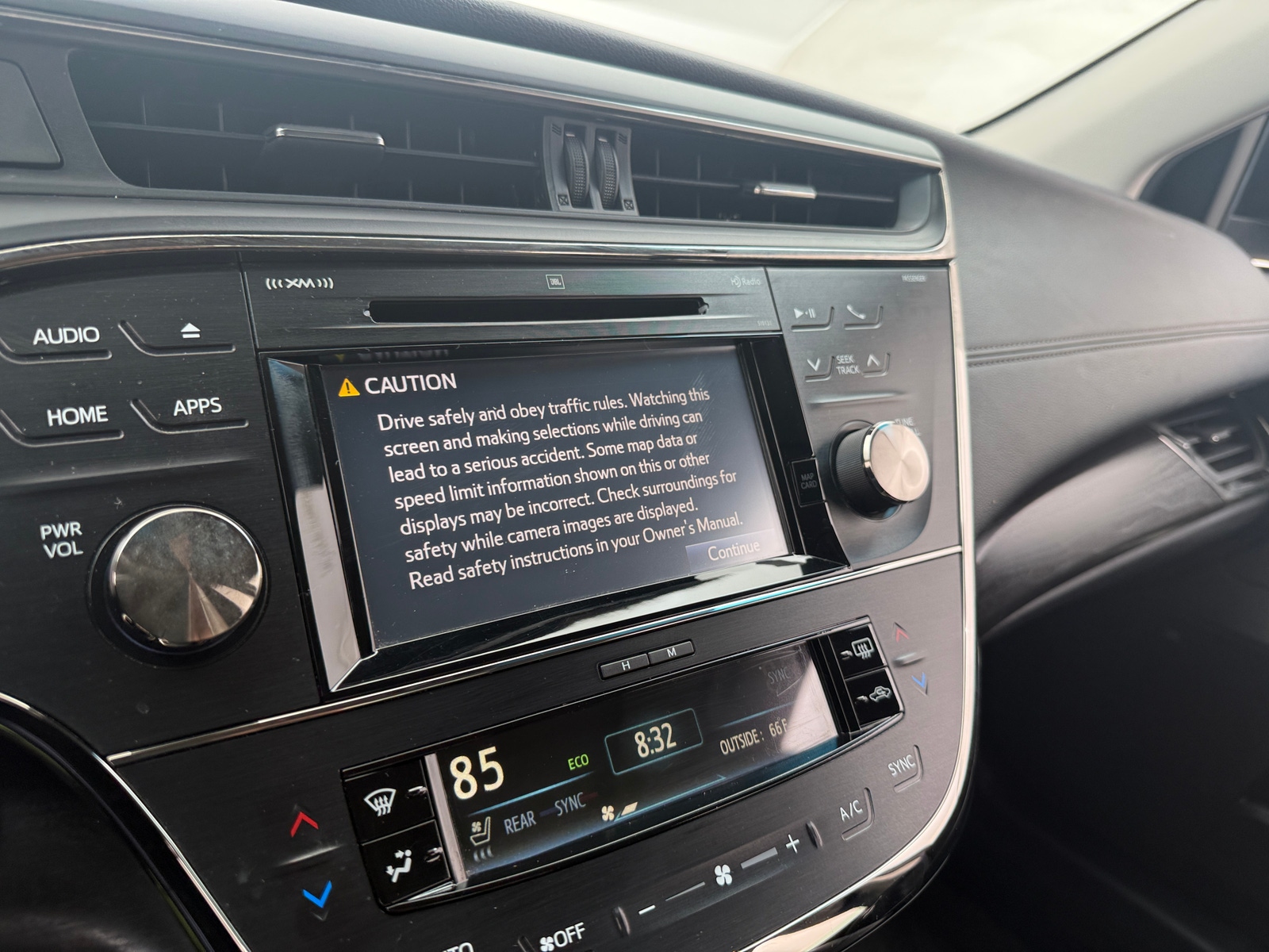 Thumbnail: 2017 Toyota Avalon - 3