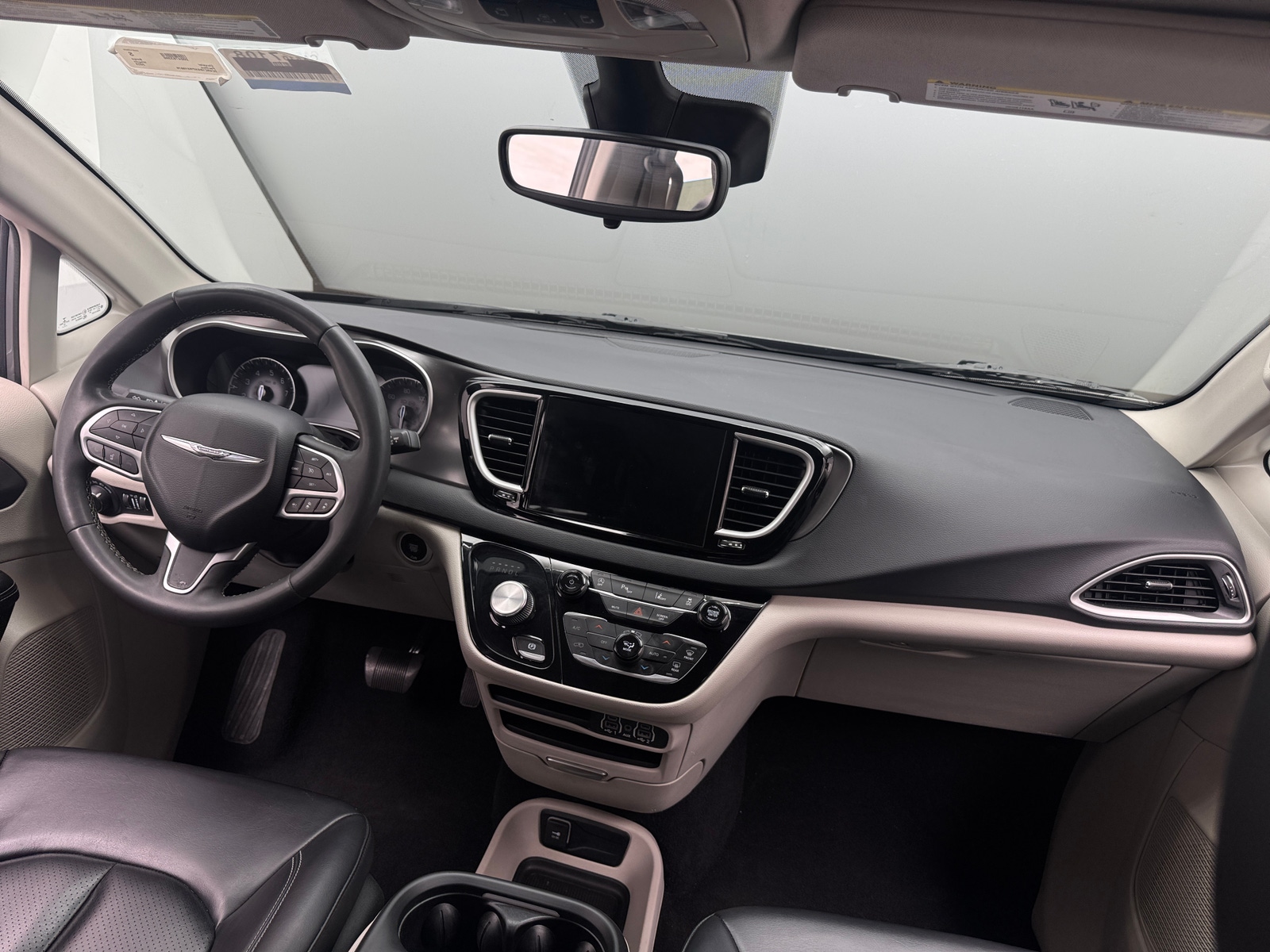 Thumbnail: 2023 Chrysler Pacifica - 2