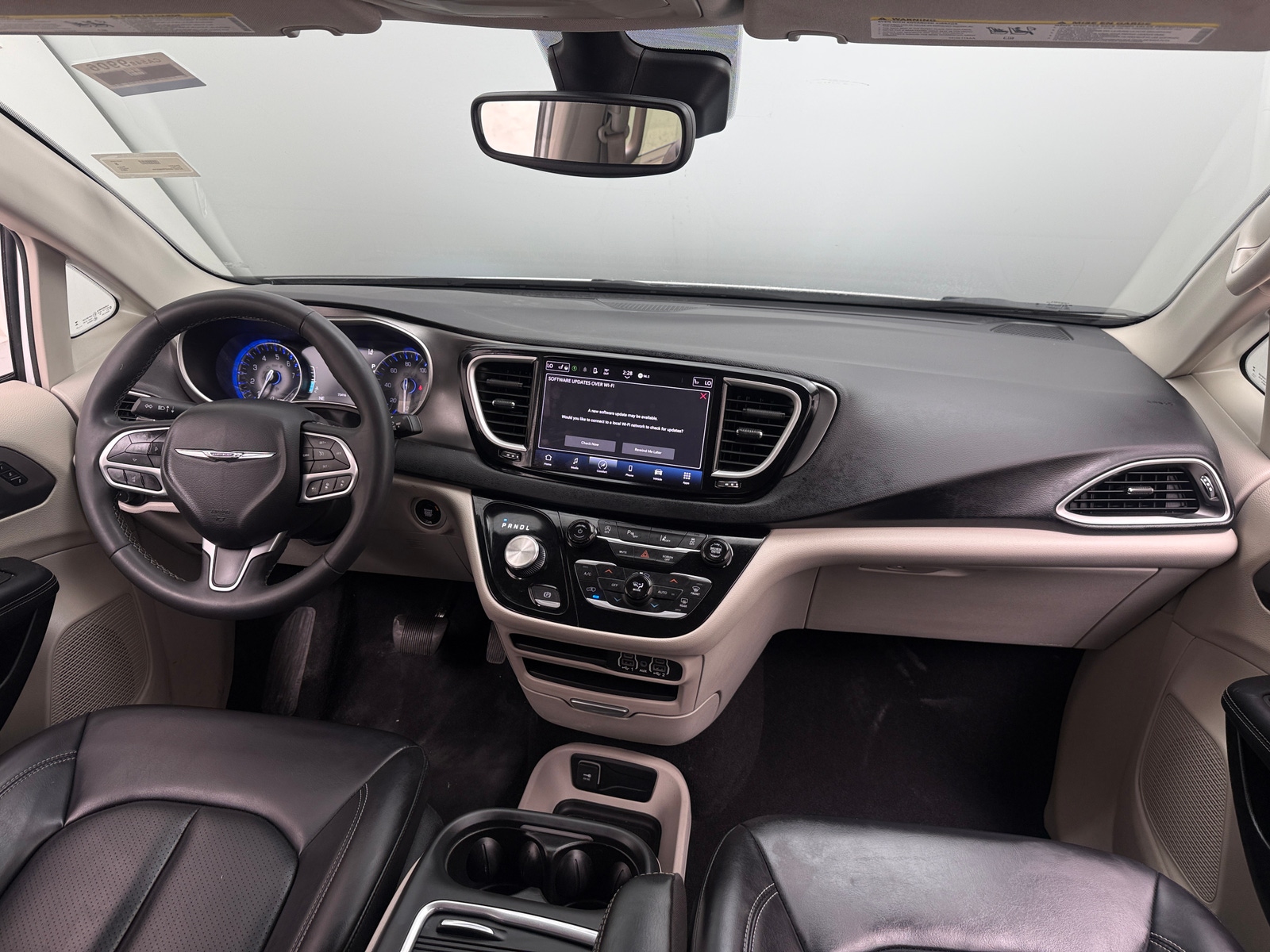 Thumbnail: 2023 Chrysler Pacifica - 2