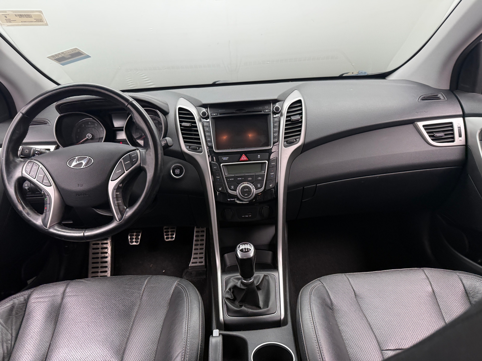 Thumbnail: 2014 Hyundai Elantra - 3