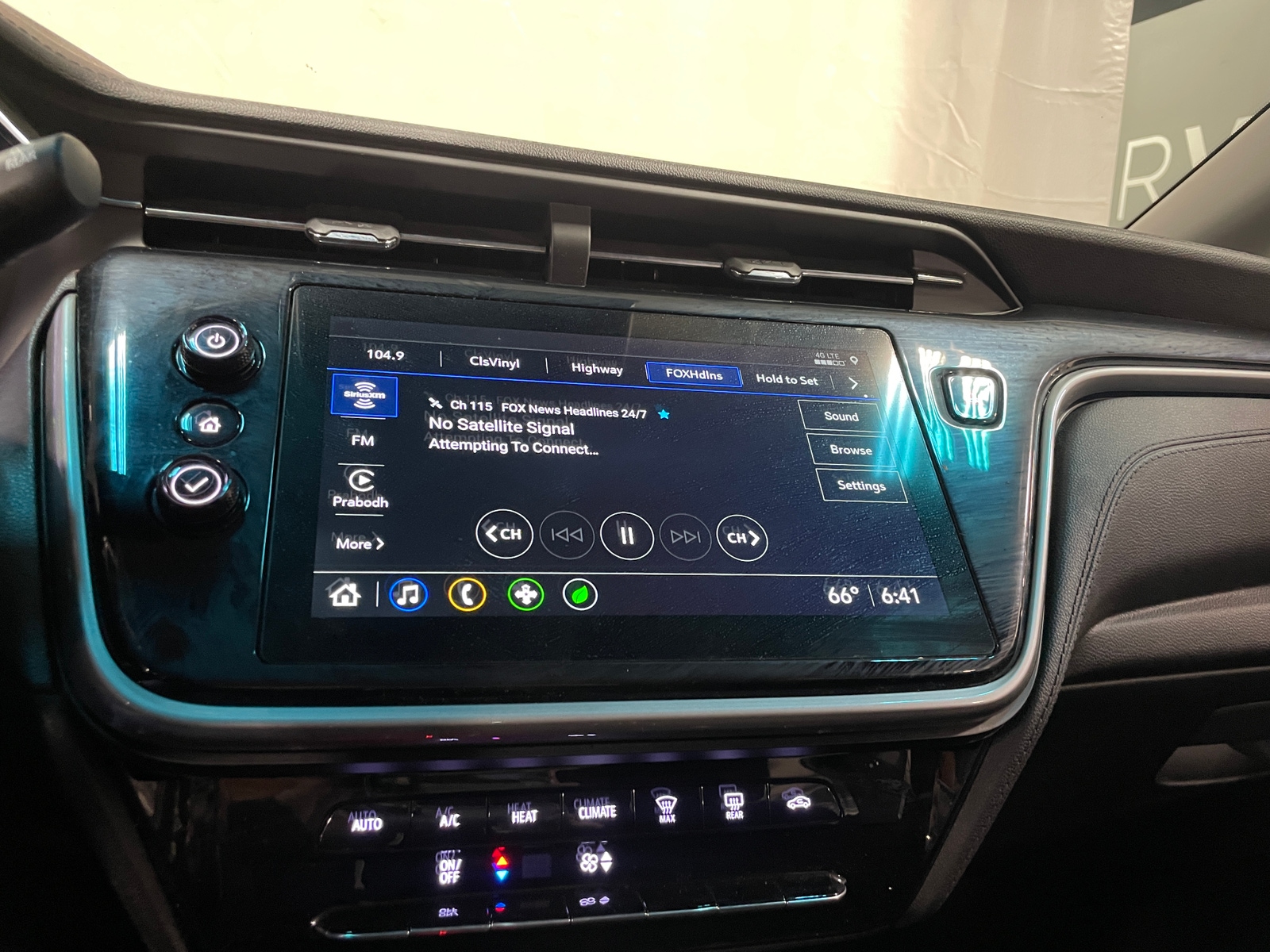 Thumbnail: 2023 Chevrolet Bolt EV - 4