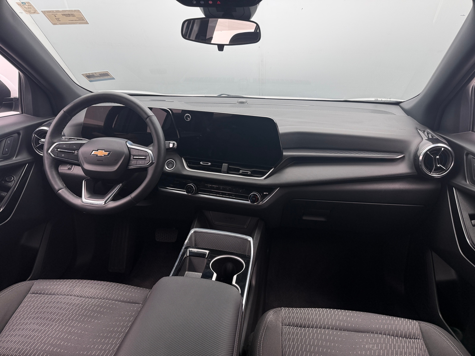 Thumbnail: 2025 Chevrolet Equinox - 3