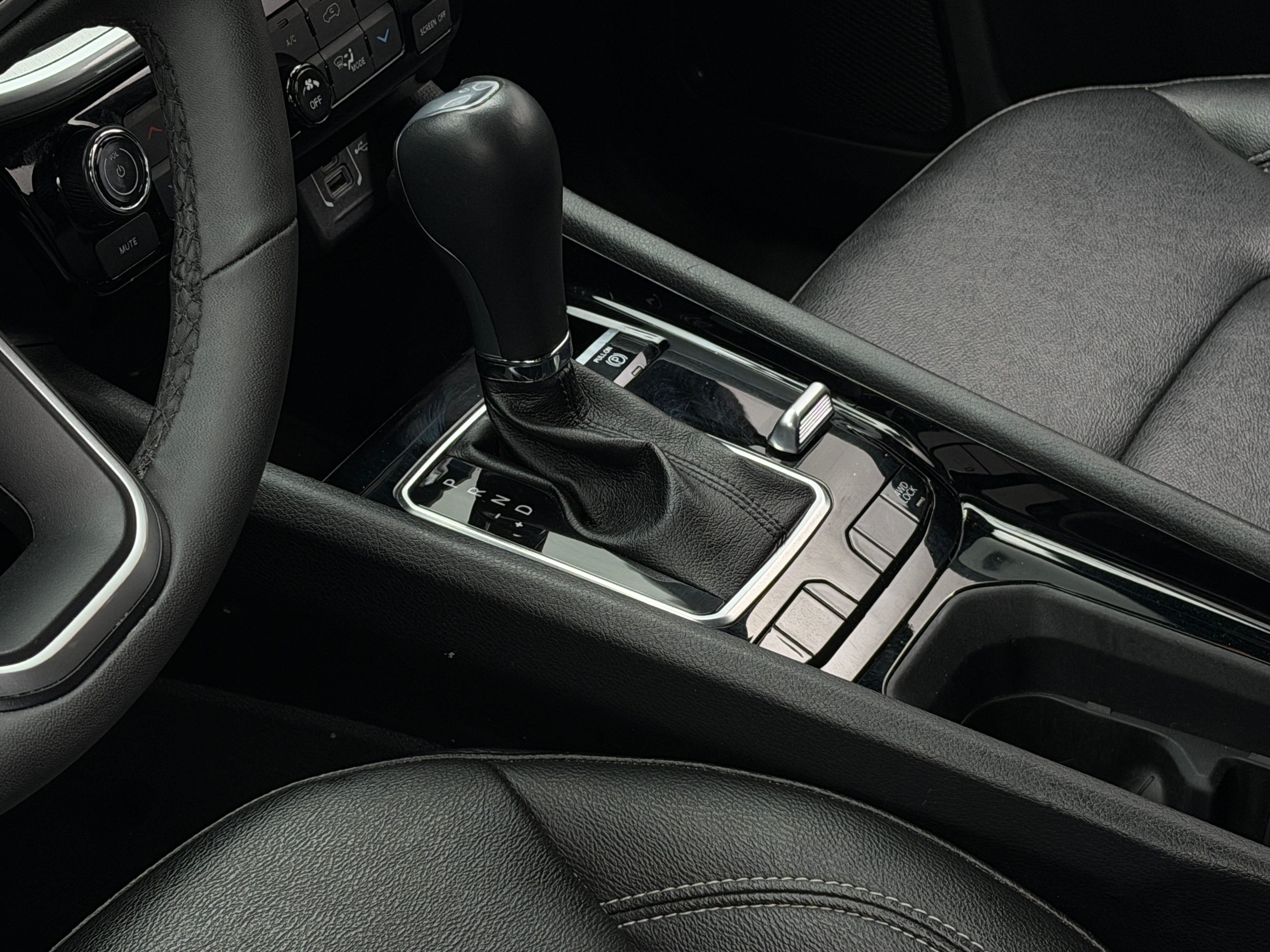 2025 Jeep Compass Limited - Photo 7