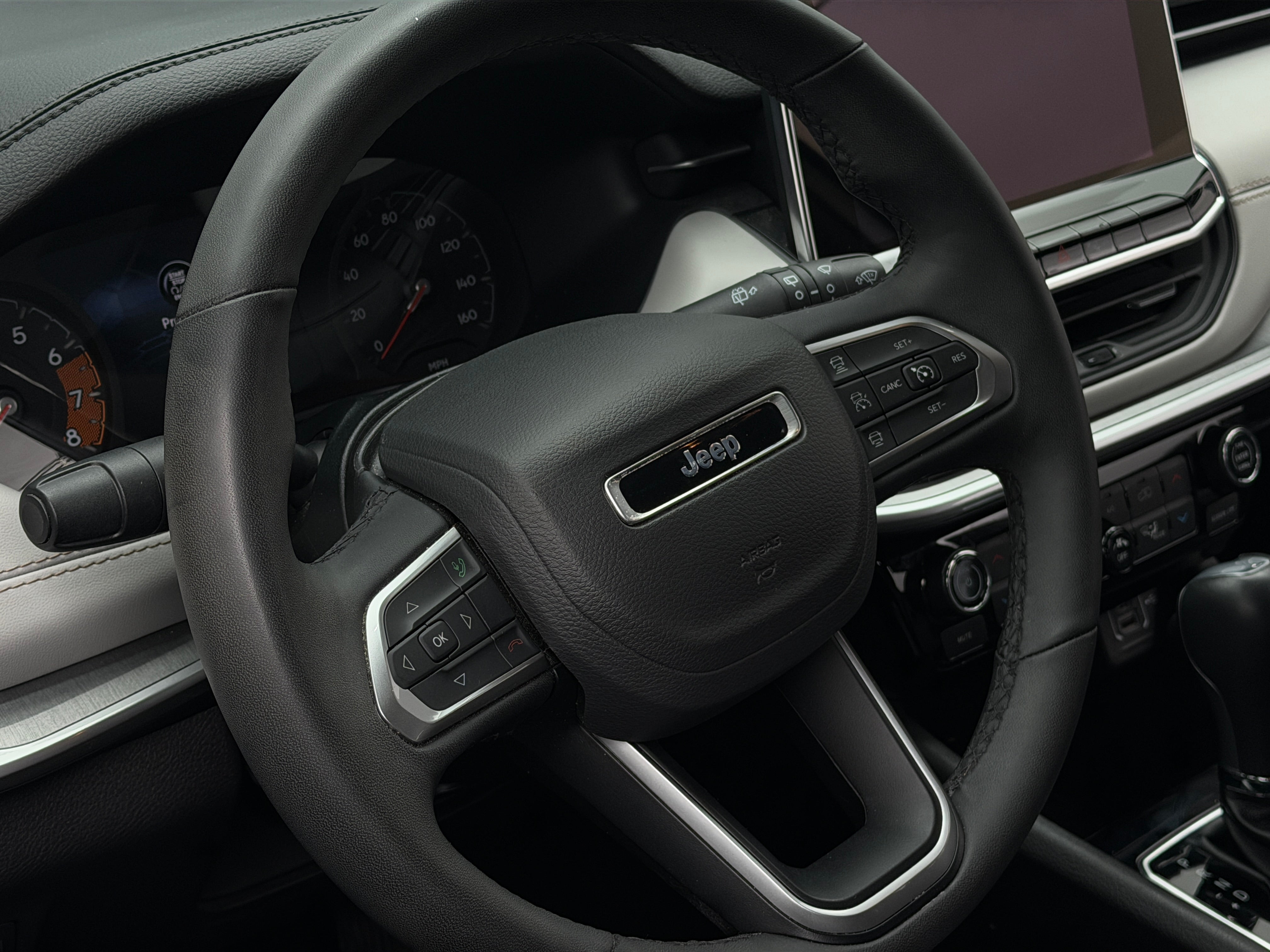 2025 Jeep Compass Limited - Photo 8