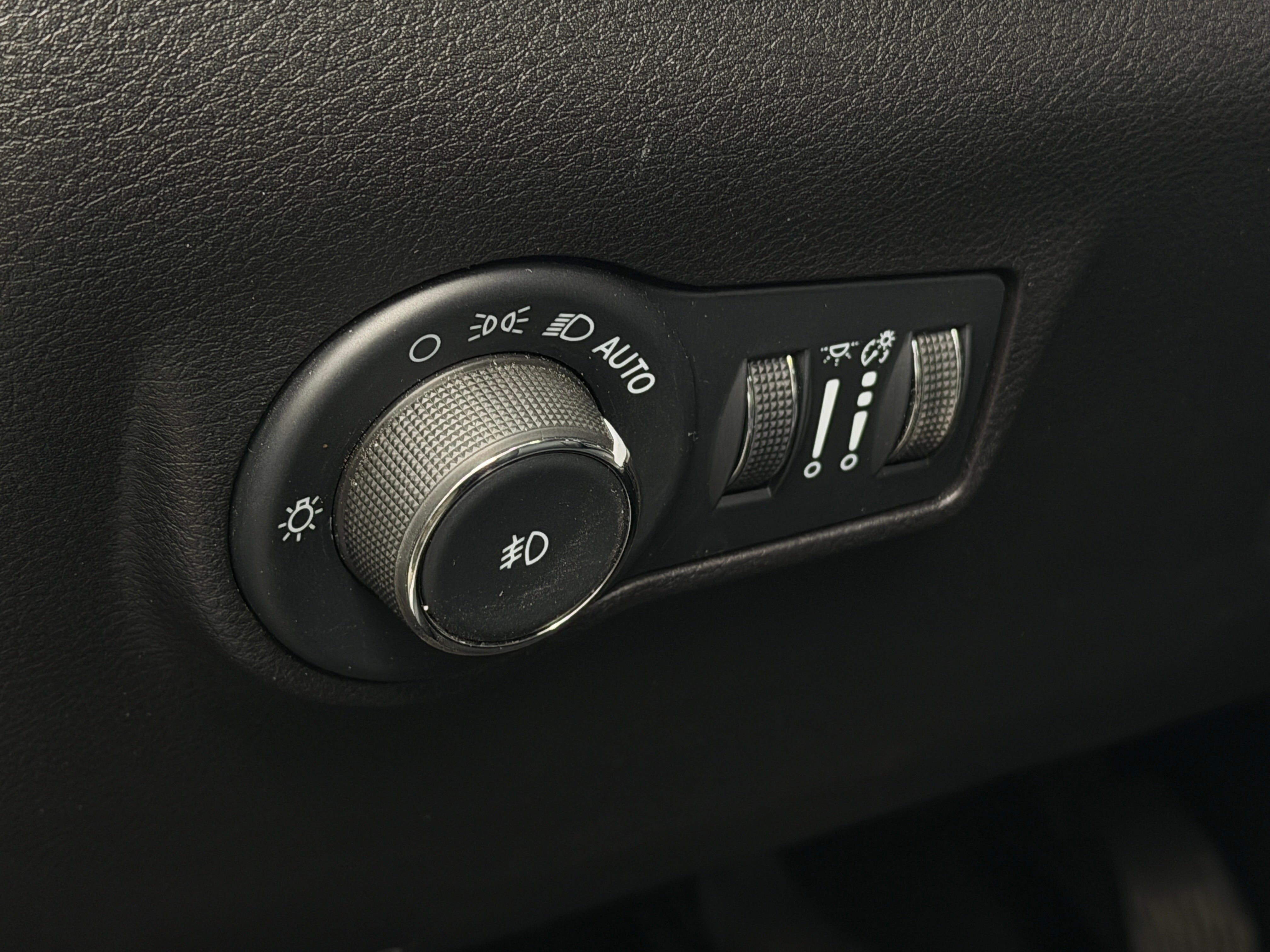 2025 Jeep Compass Limited - Photo 10