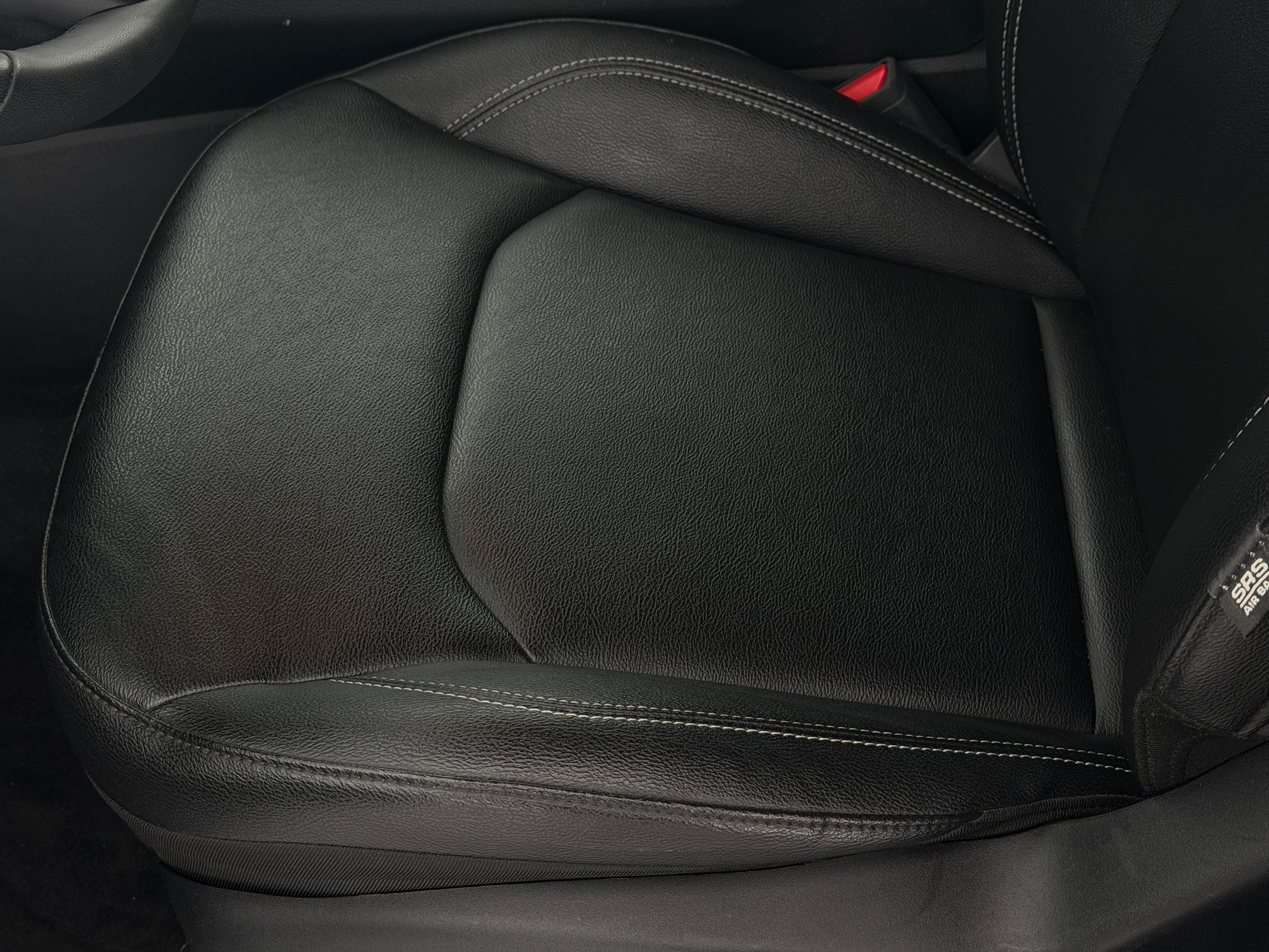 2025 Jeep Compass Limited - Photo 17