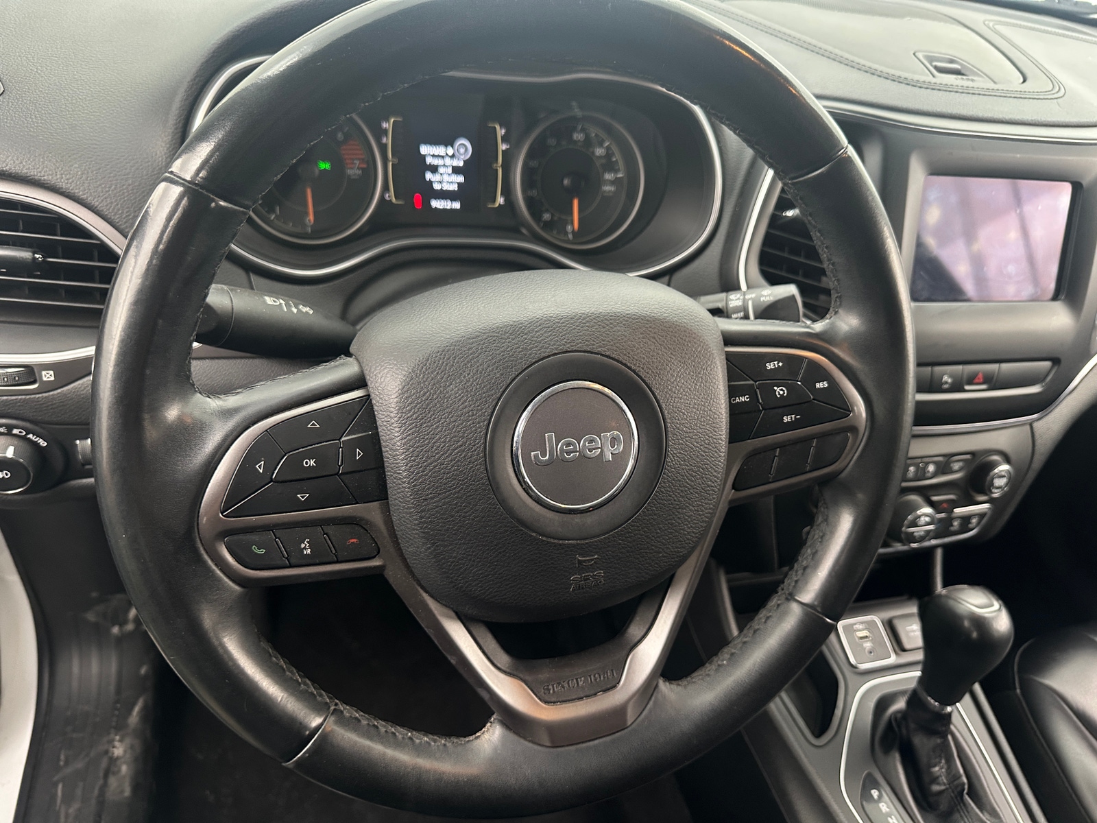 Thumbnail: 2019 Jeep Cherokee - 5