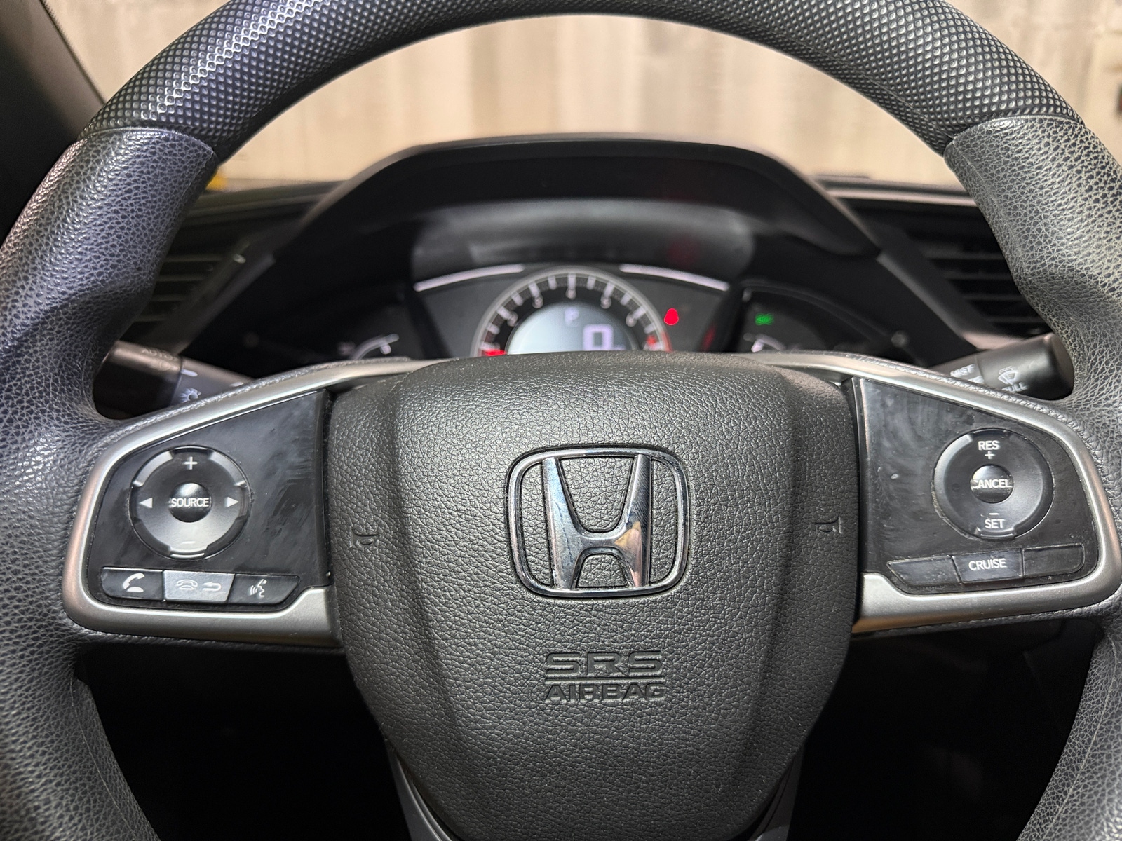 Thumbnail: 2017 Honda Civic - 4