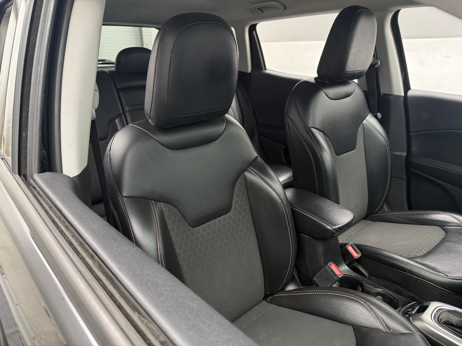 Thumbnail: 2019 Jeep Compass - 2