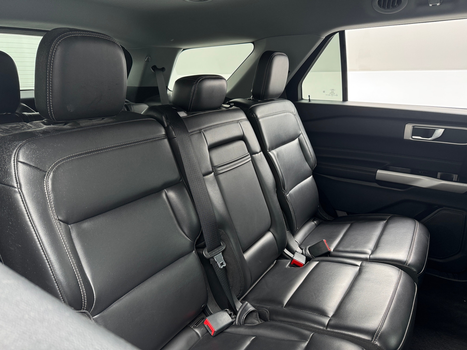 Thumbnail: 2021 Ford Explorer - 5