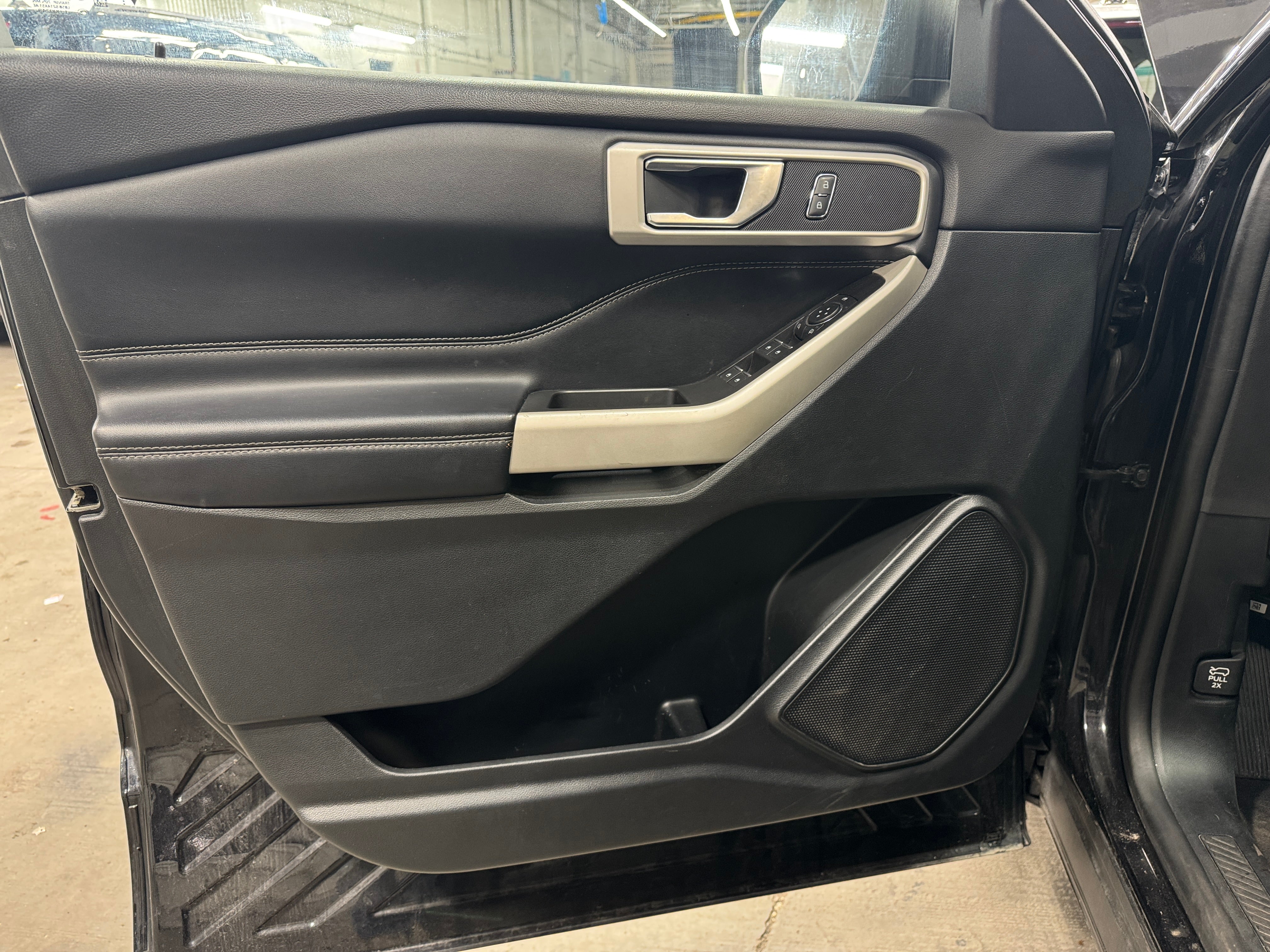 2021 Ford Explorer XLT - Photo 10