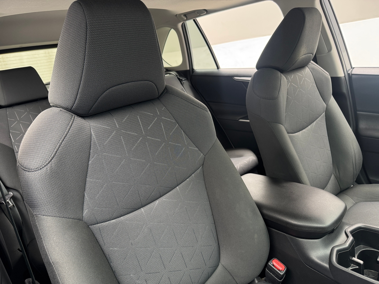 Thumbnail: 2022 Toyota RAV4 - 2