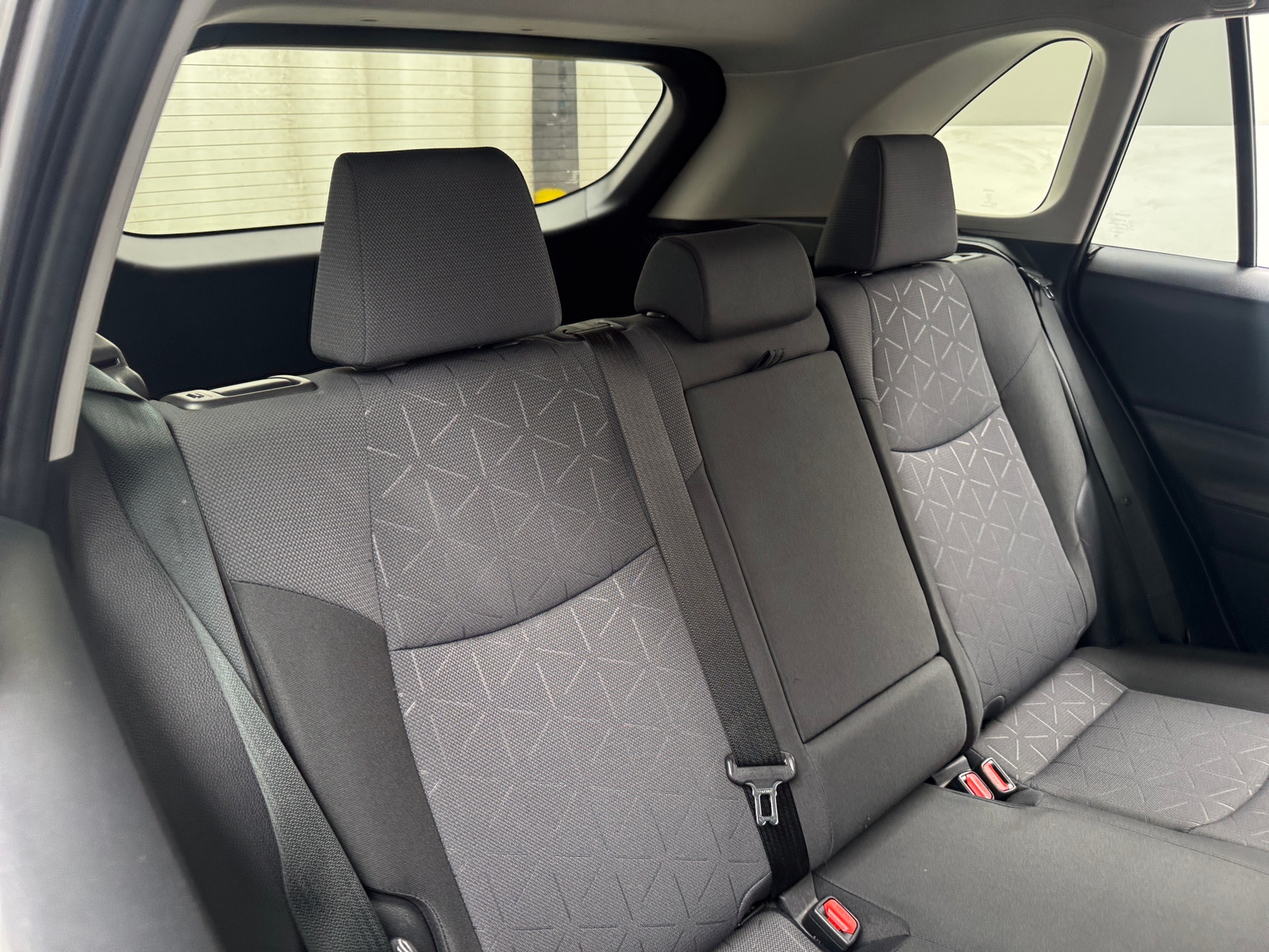 Thumbnail: 2022 Toyota RAV4 - 6