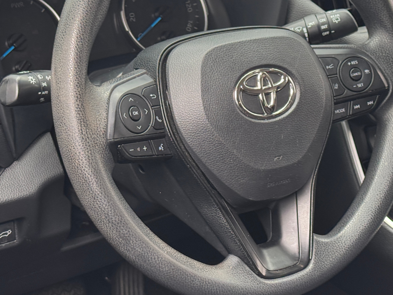 Thumbnail: 2022 Toyota RAV4 - 5