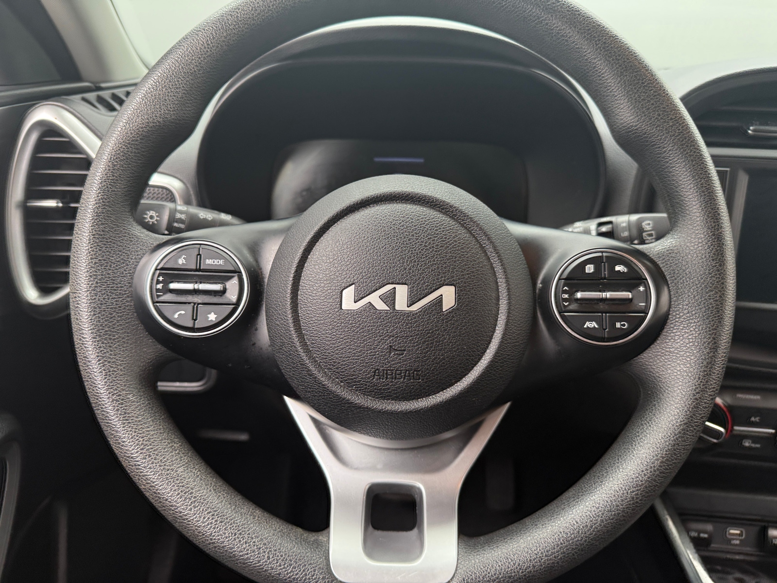 Thumbnail: 2024 Kia Soul - 5