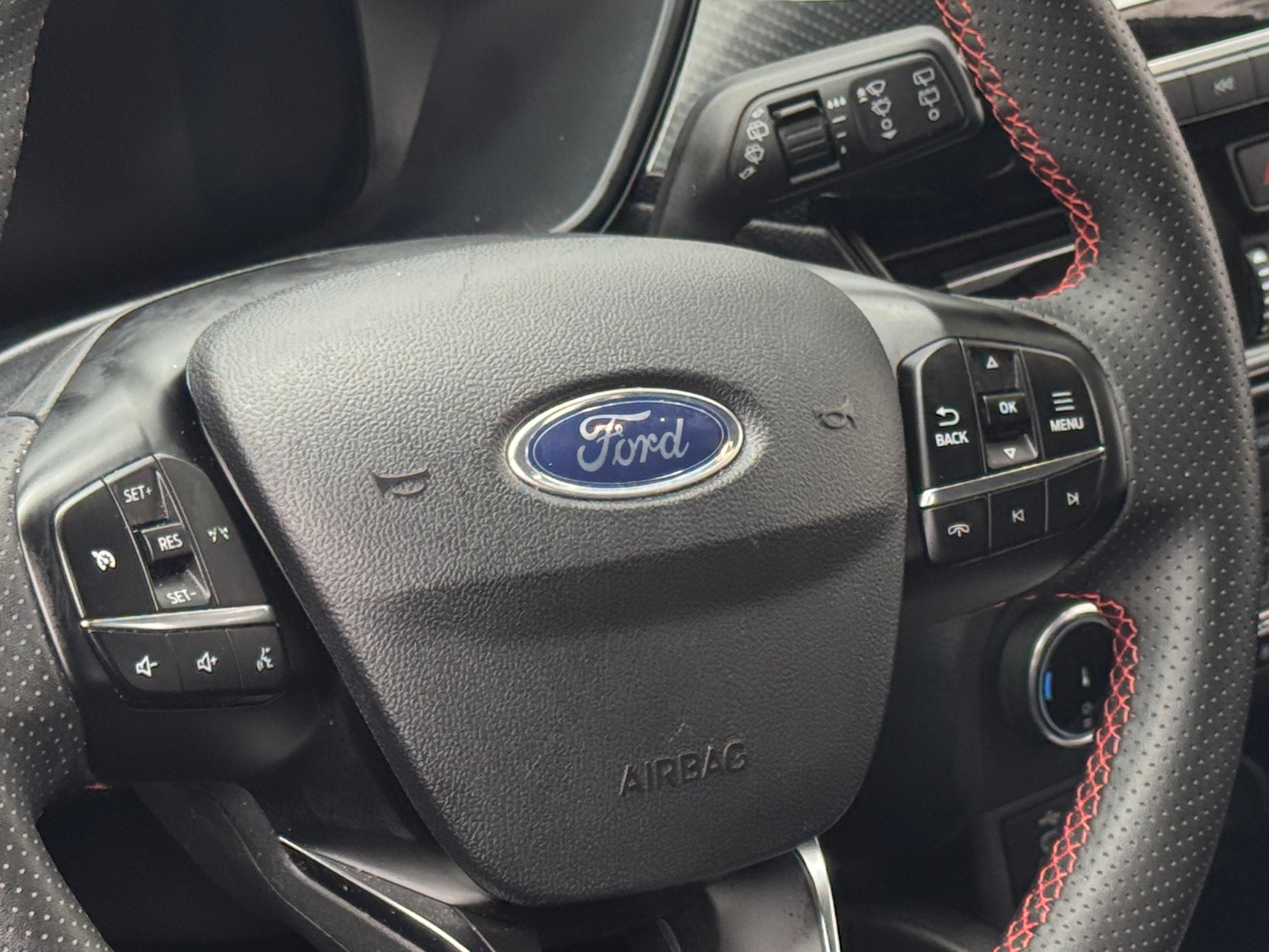 Thumbnail: 2025 Ford Escape - 5