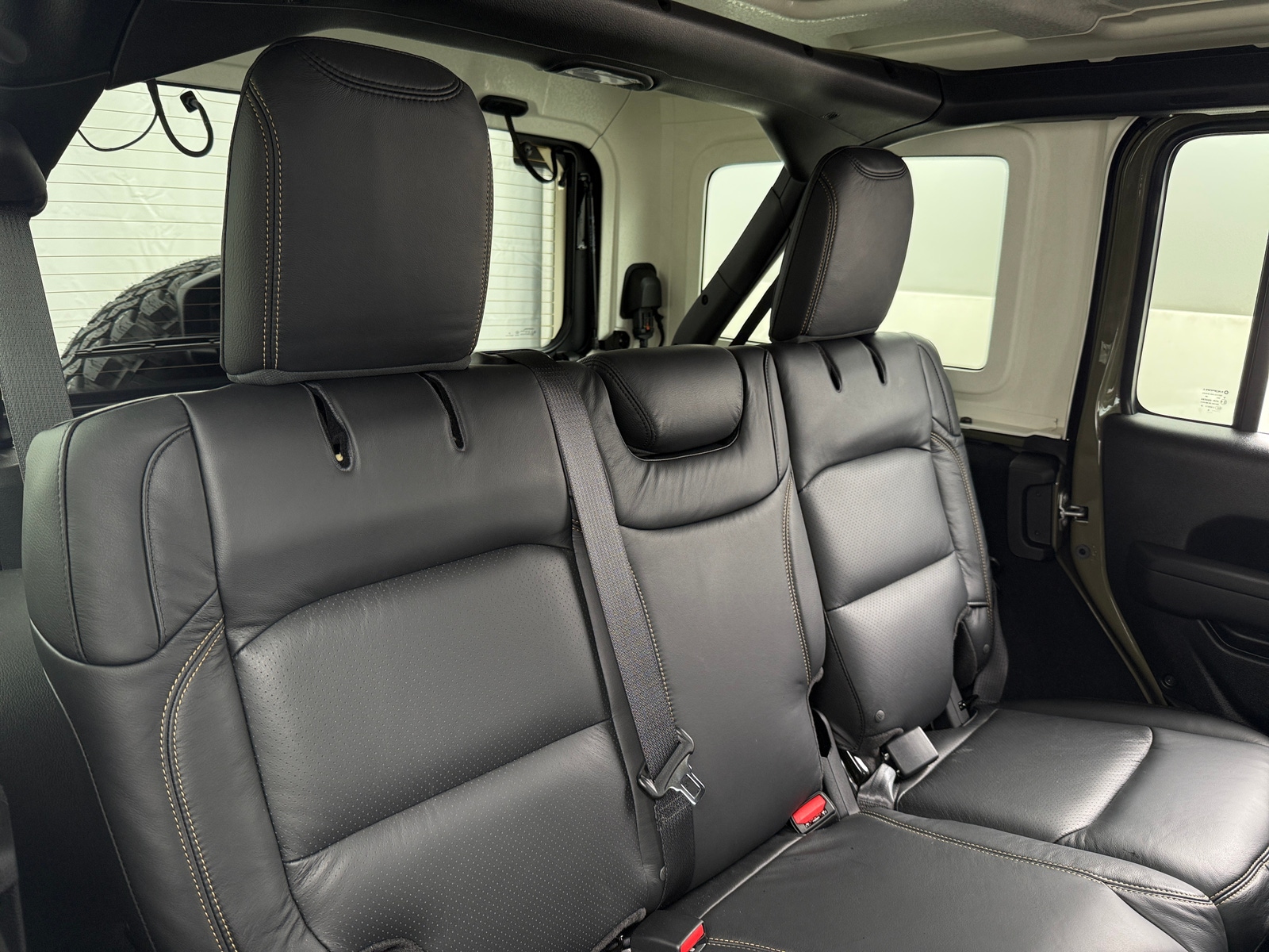 Thumbnail: 2026 Jeep Wrangler - 5