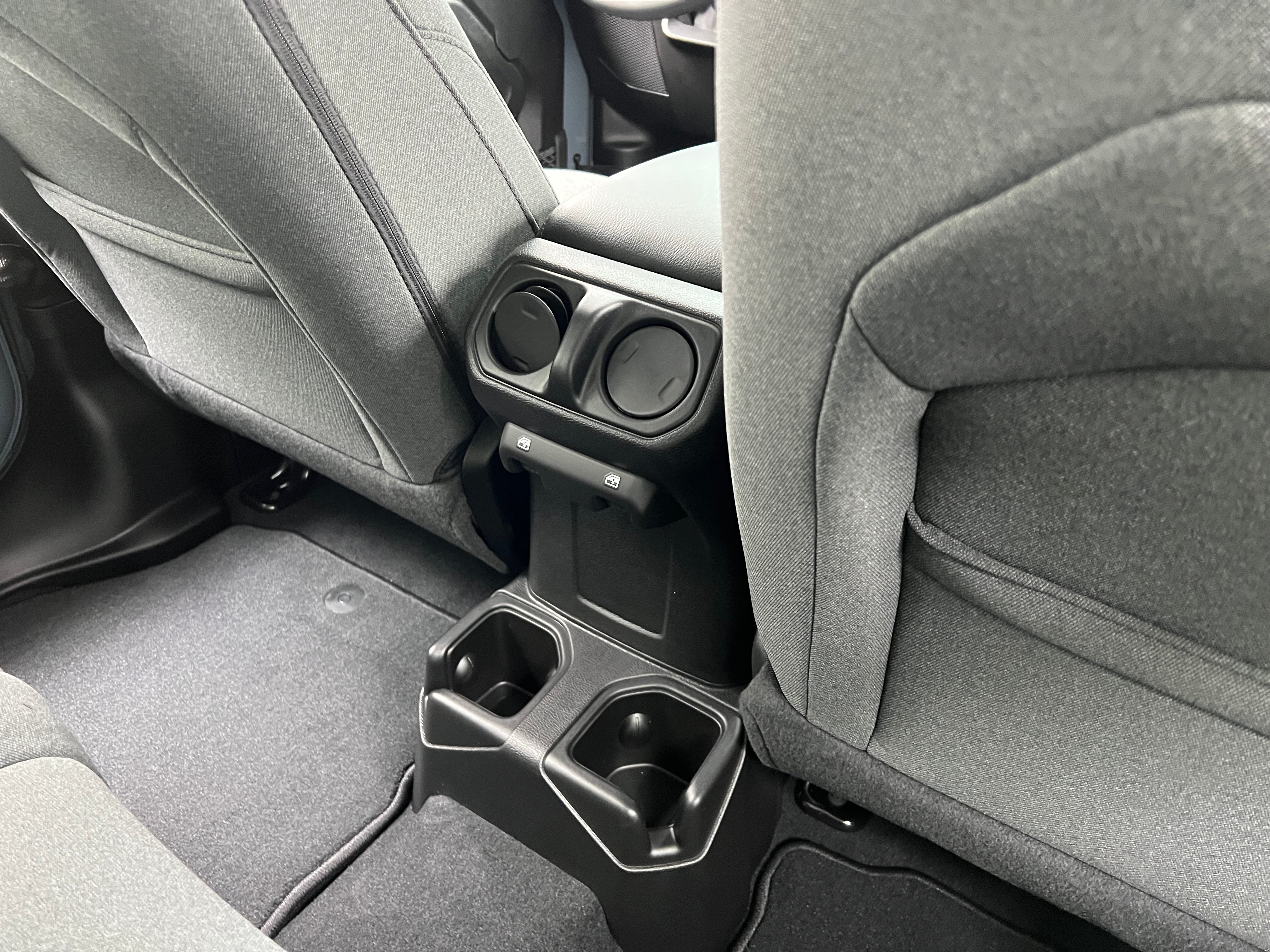 2026 Jeep Wrangler 4-Door Sport S - Photo 4