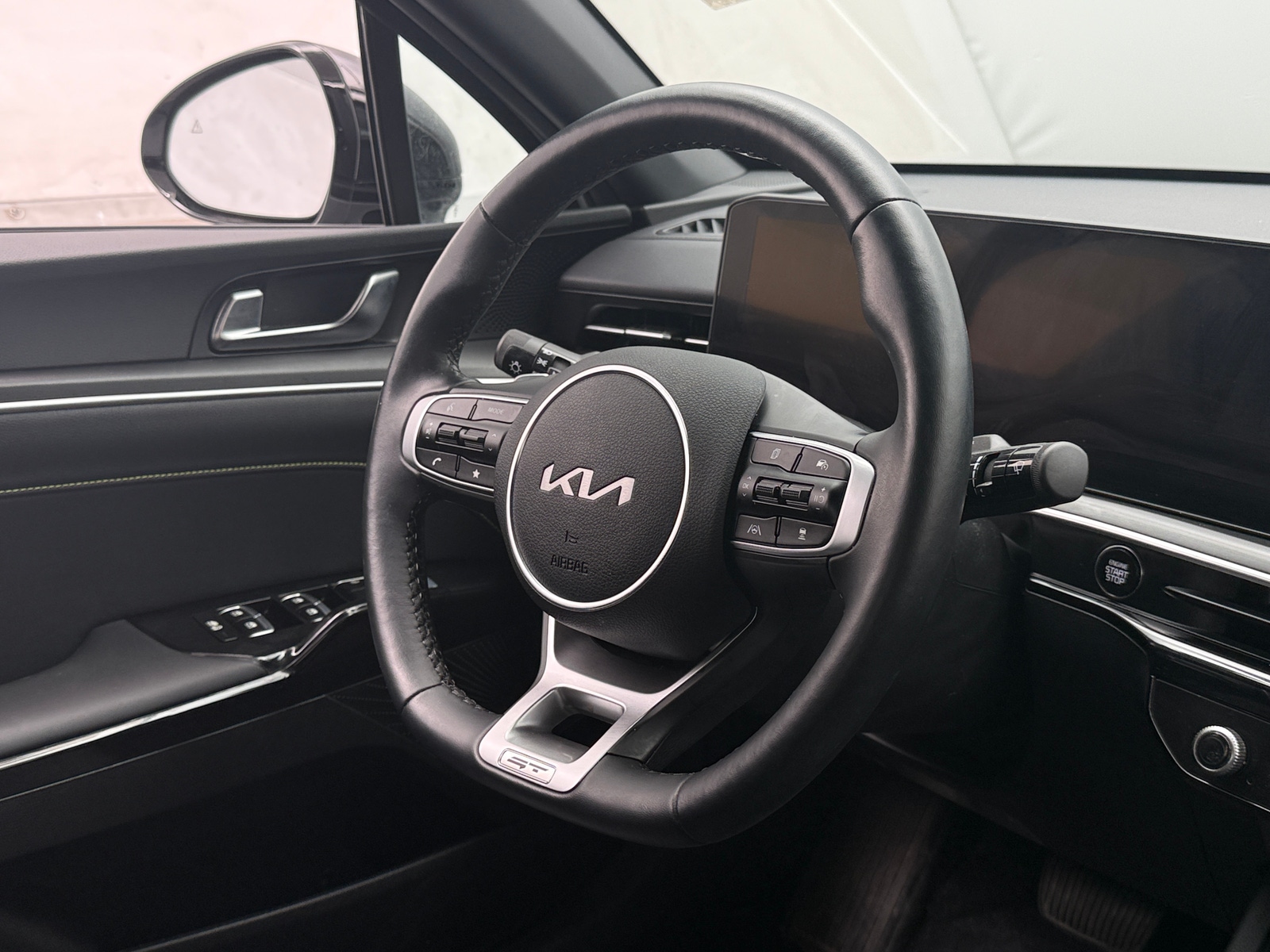 Thumbnail: 2025 Kia K5 - 4