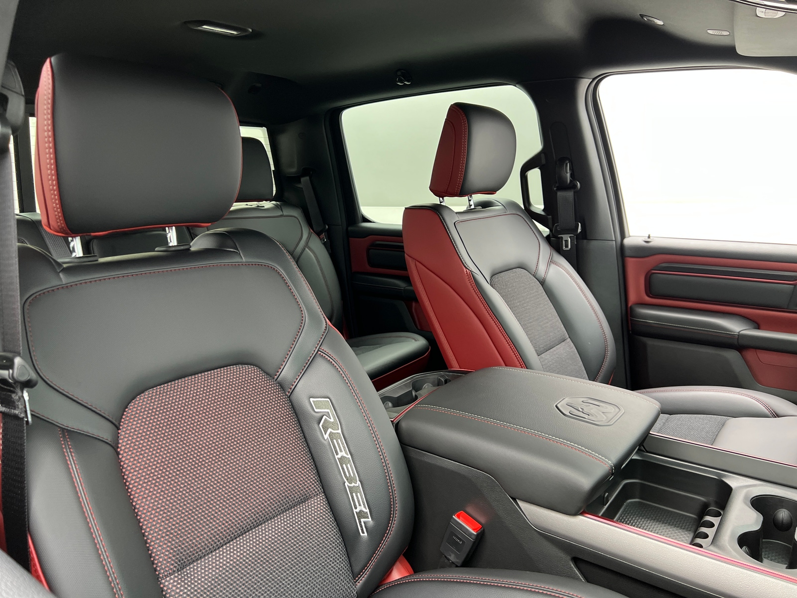 Thumbnail: 2026 RAM 1500 - 2