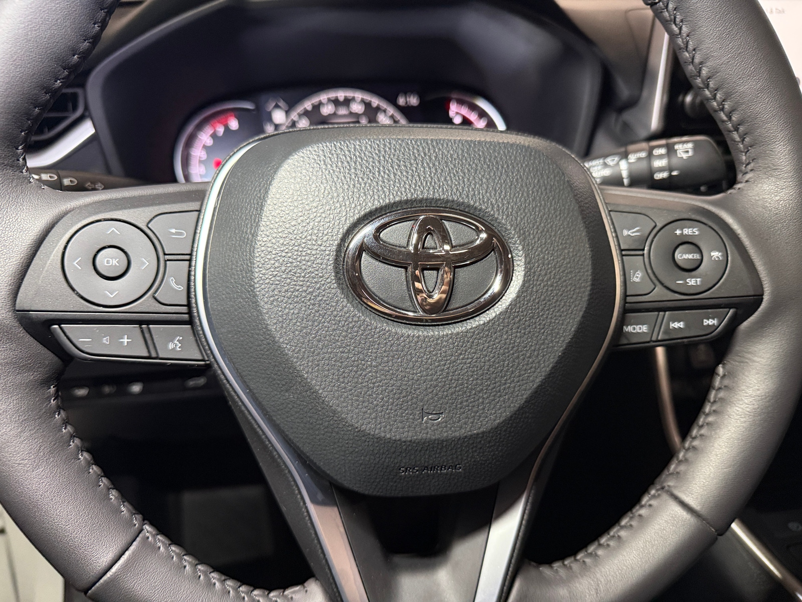 Thumbnail: 2024 Toyota RAV4 - 5