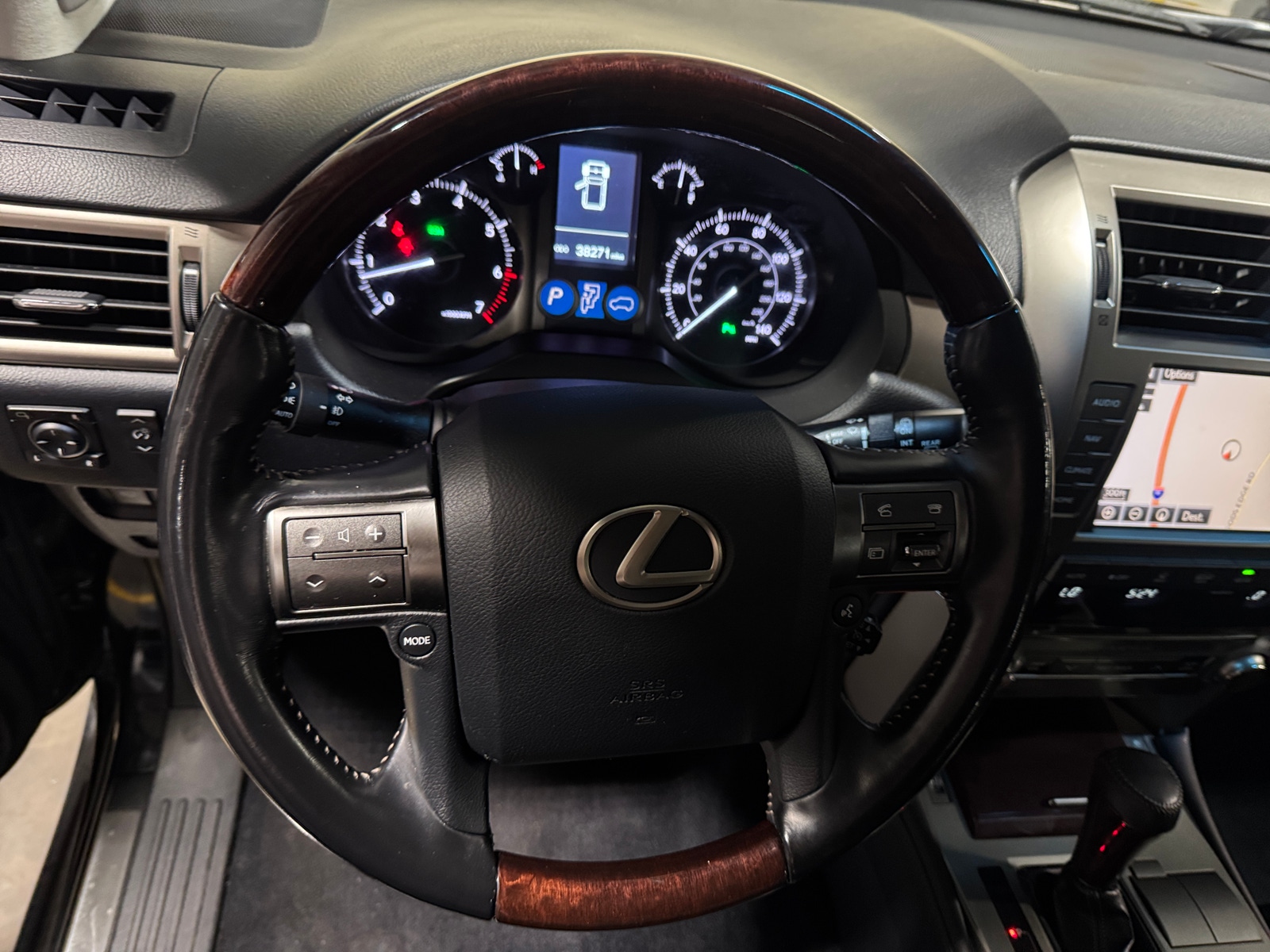 Thumbnail: 2017 Lexus GX - 4