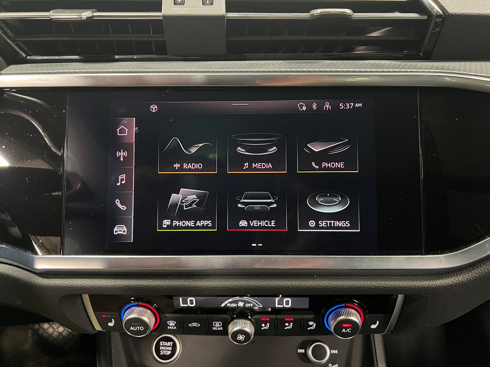 Thumbnail: 2022 Audi Q3 - 3