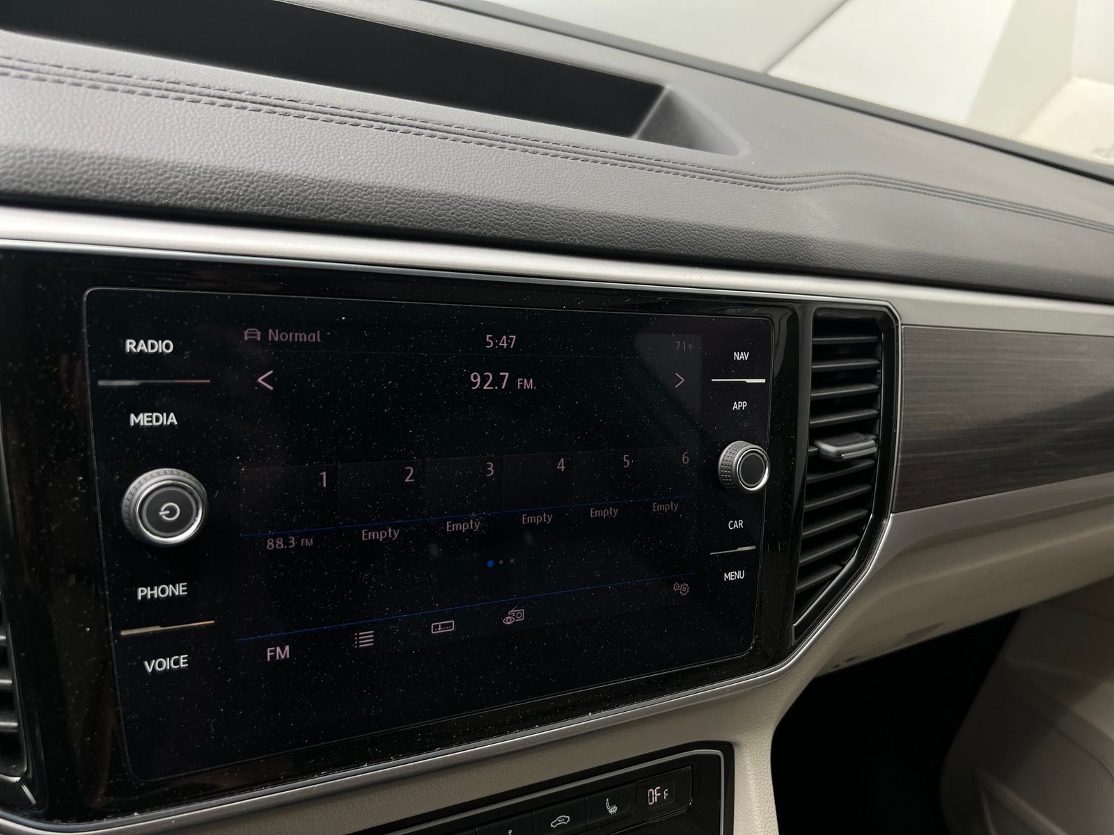 Thumbnail: 2019 Volkswagen Atlas - 3
