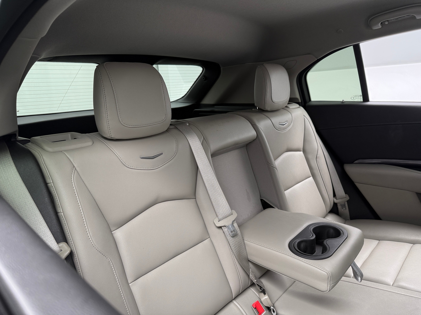 Thumbnail: 2023 Cadillac XT4 - 5