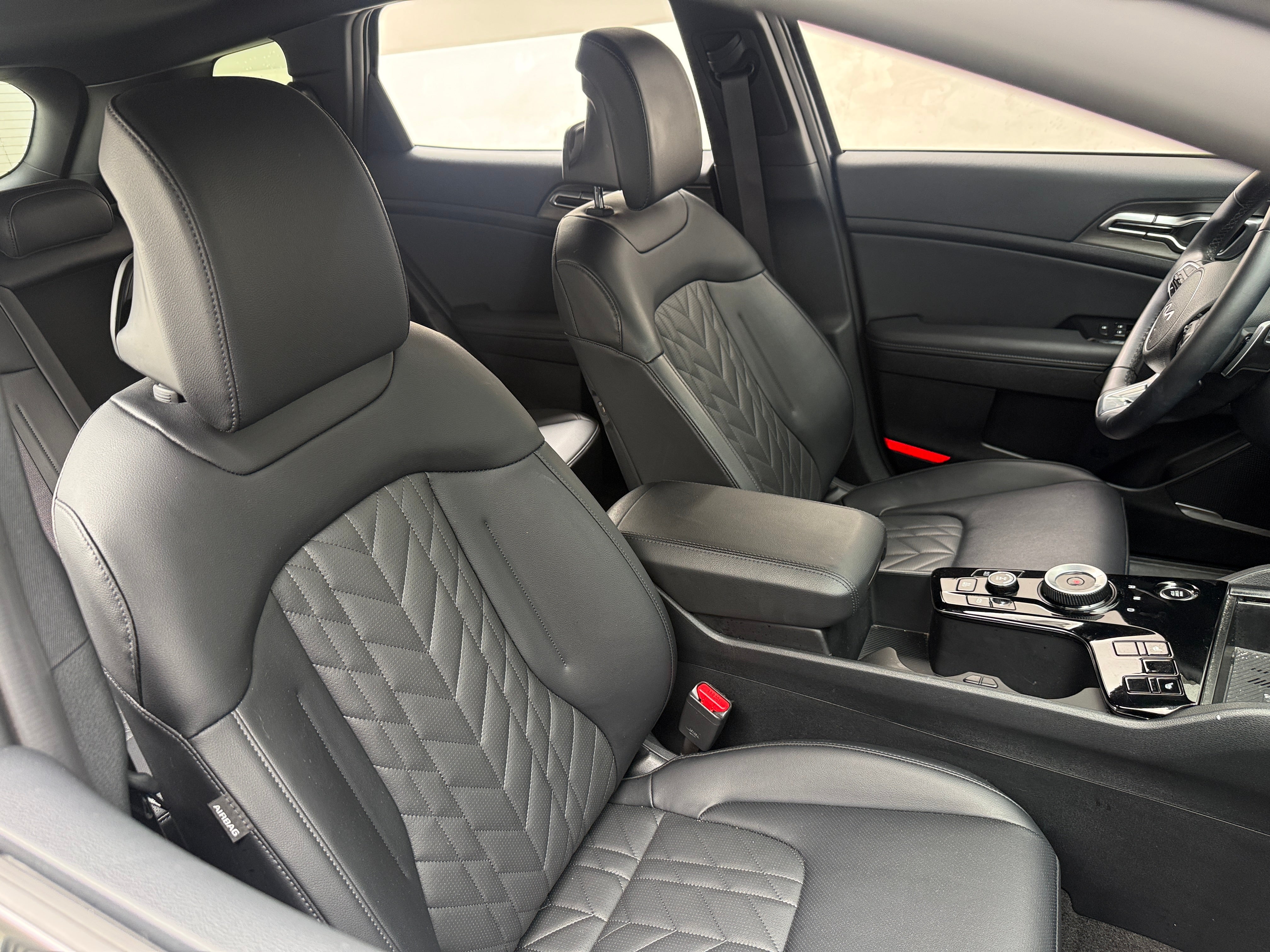 2024 Kia Sportage Plug-In Hybrid