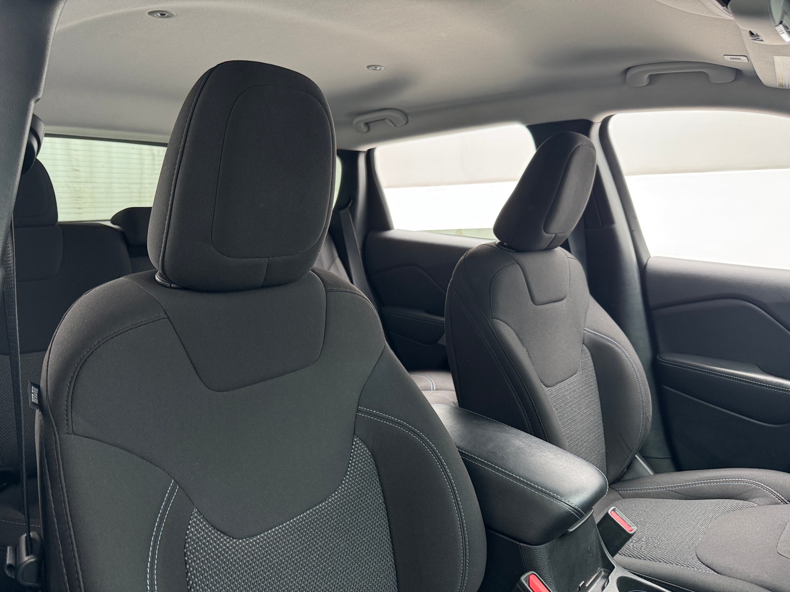 Thumbnail: 2019 Jeep Cherokee - 2
