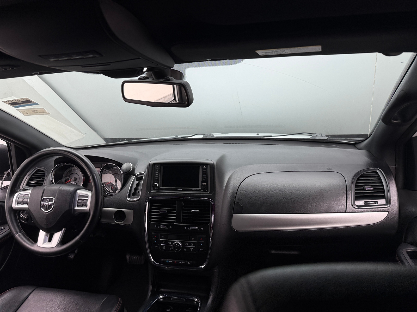 Thumbnail: 2019 Dodge Grand Caravan - 2