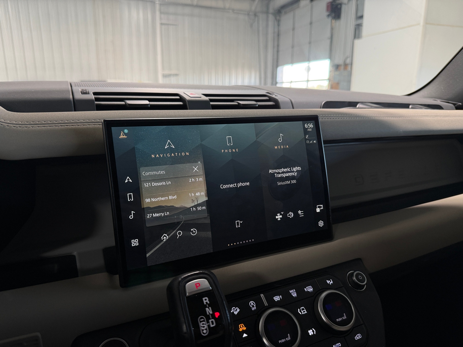 Thumbnail: 2022 Land Rover Defender - 3