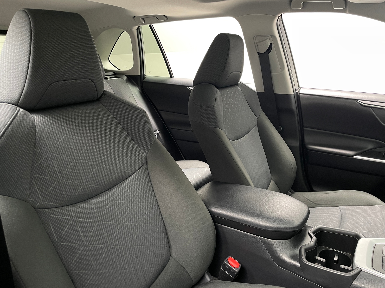 Thumbnail: 2025 Toyota RAV4 - 2