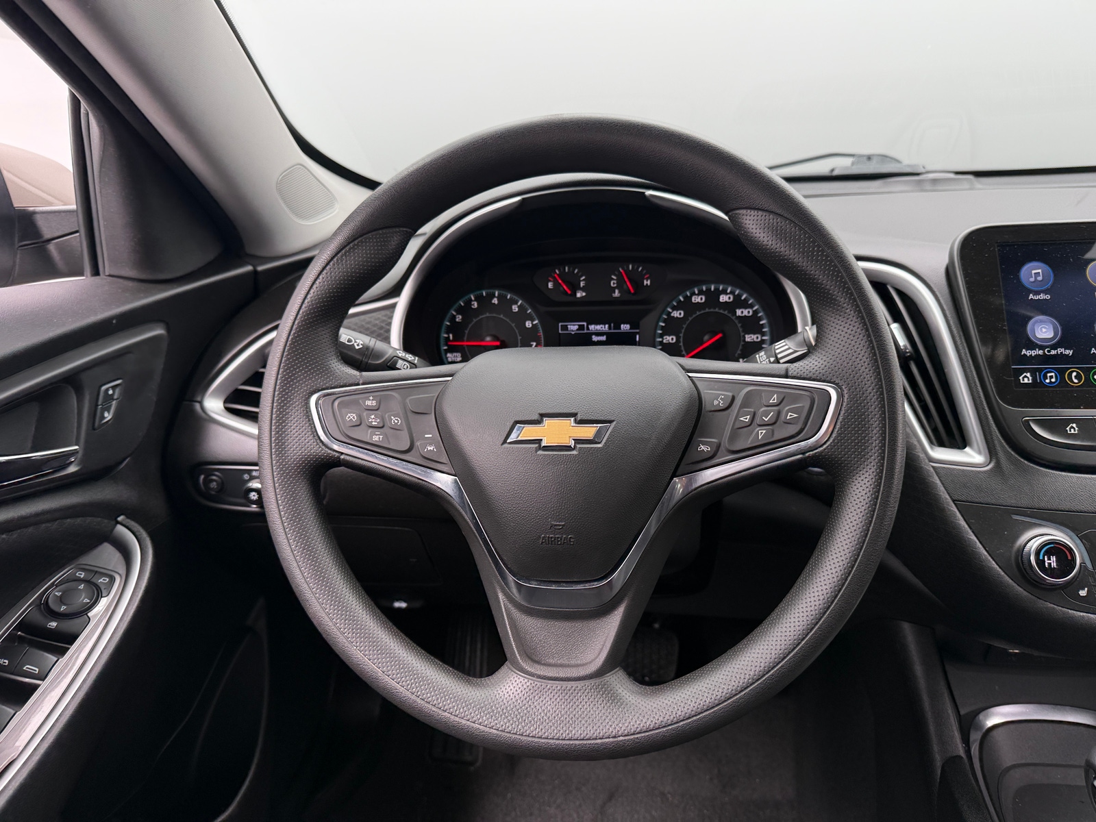 Thumbnail: 2024 Chevrolet Malibu - 5