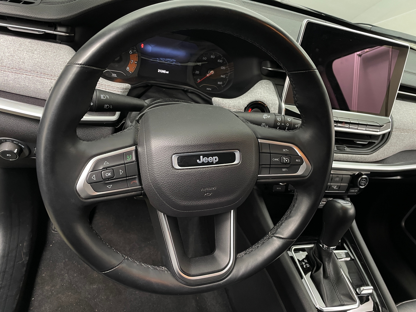 Thumbnail: 2022 Jeep Compass - 4
