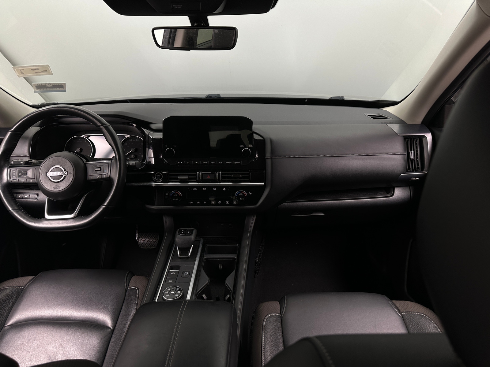 Thumbnail: 2023 Nissan Pathfinder - 2
