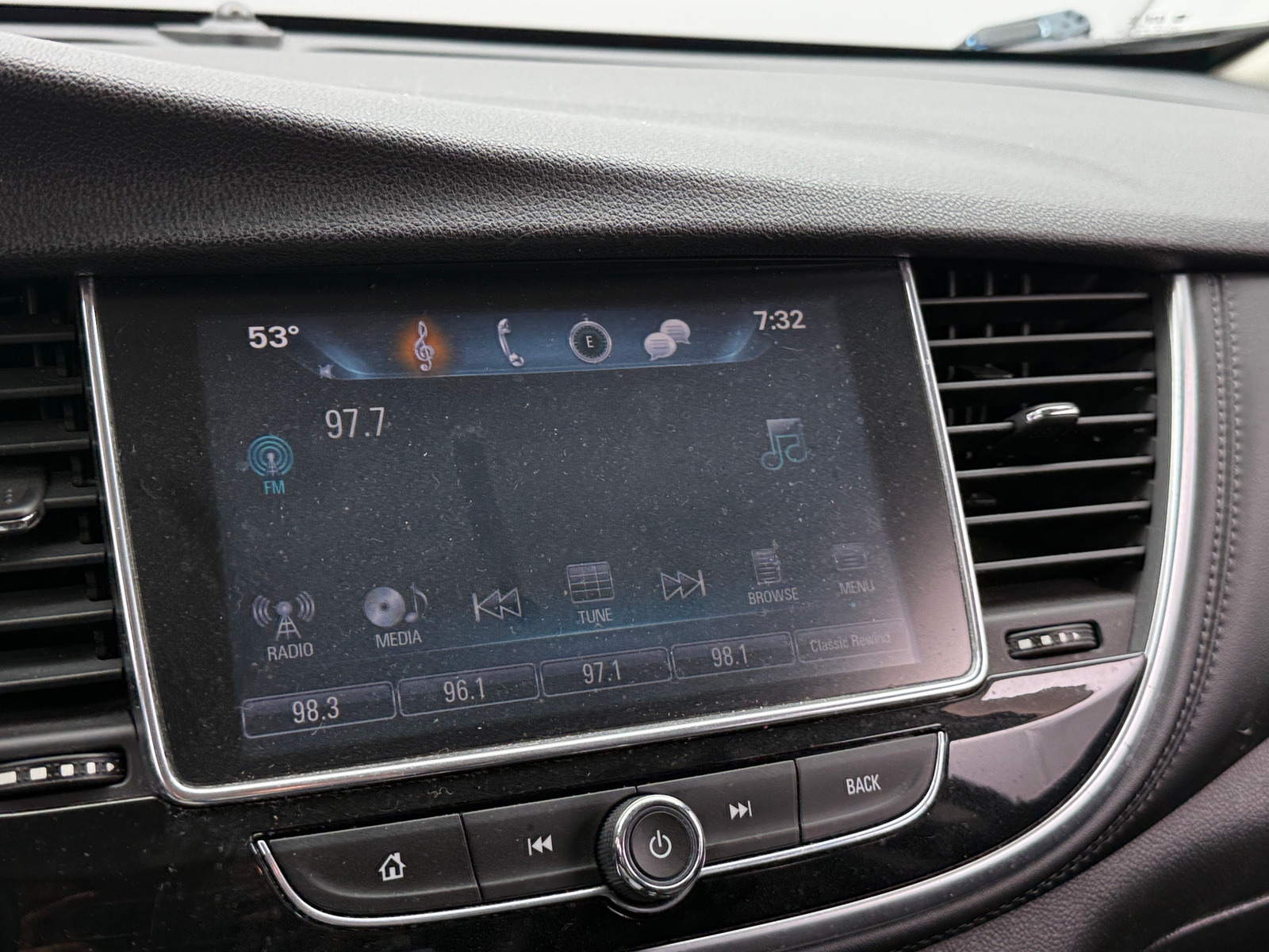 Thumbnail: 2017 Buick Encore - 3