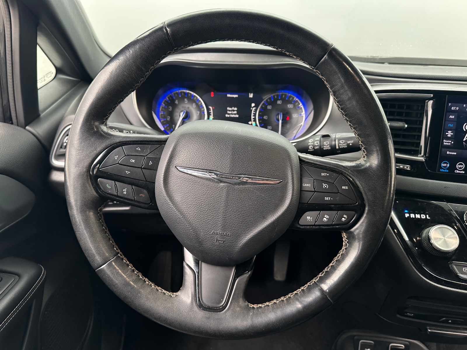 Thumbnail: 2019 Chrysler Pacifica - 4