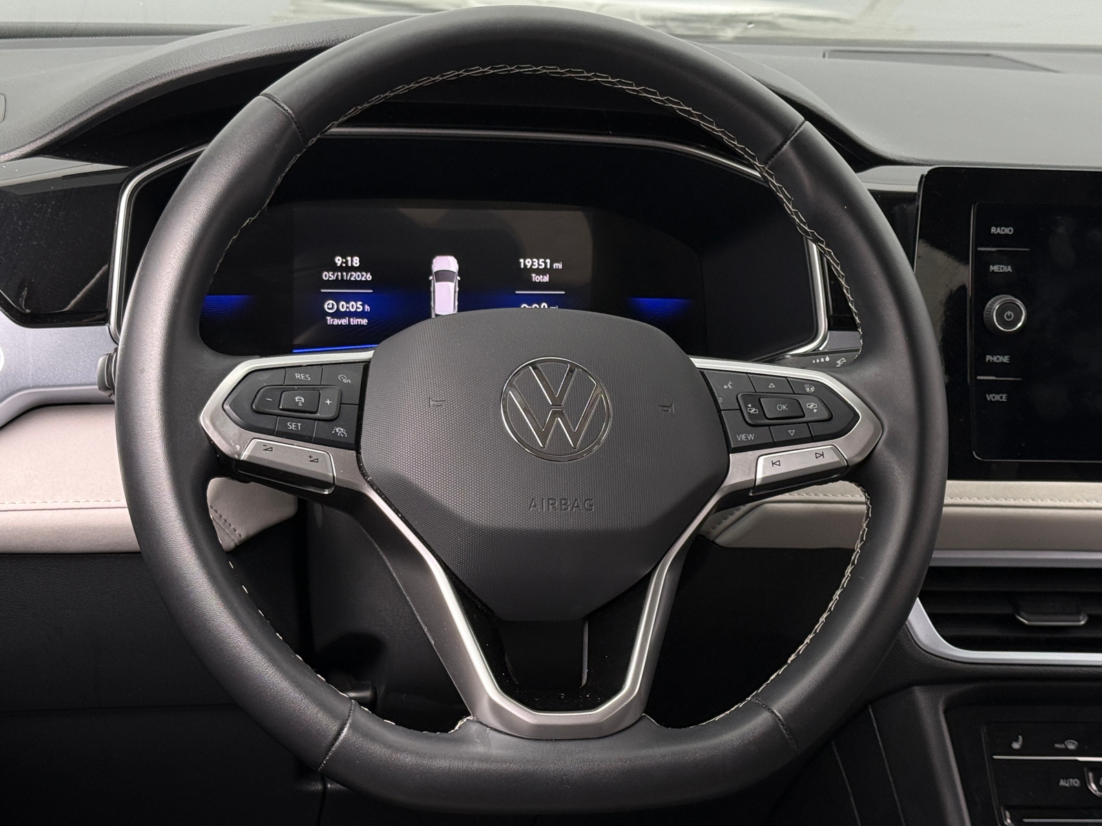 Thumbnail: 2025 Volkswagen Taos - 5