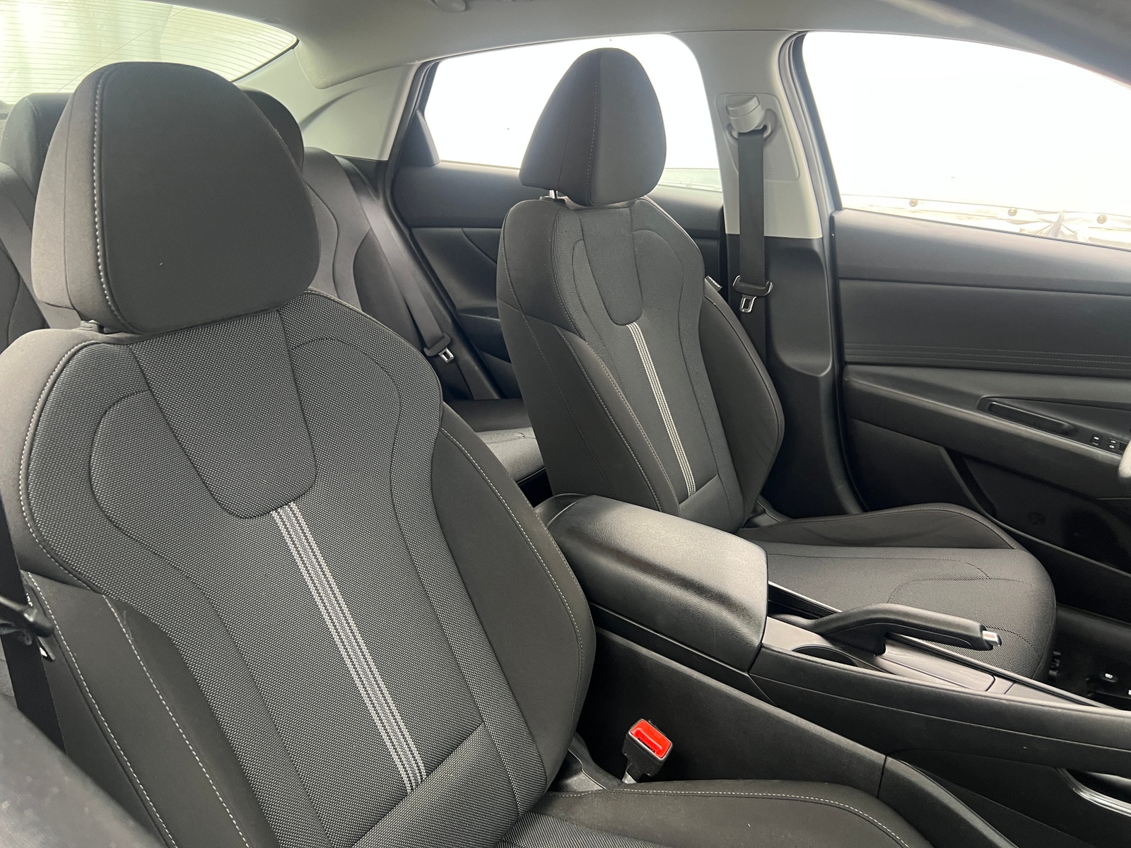 Thumbnail: 2022 Hyundai Elantra - 2
