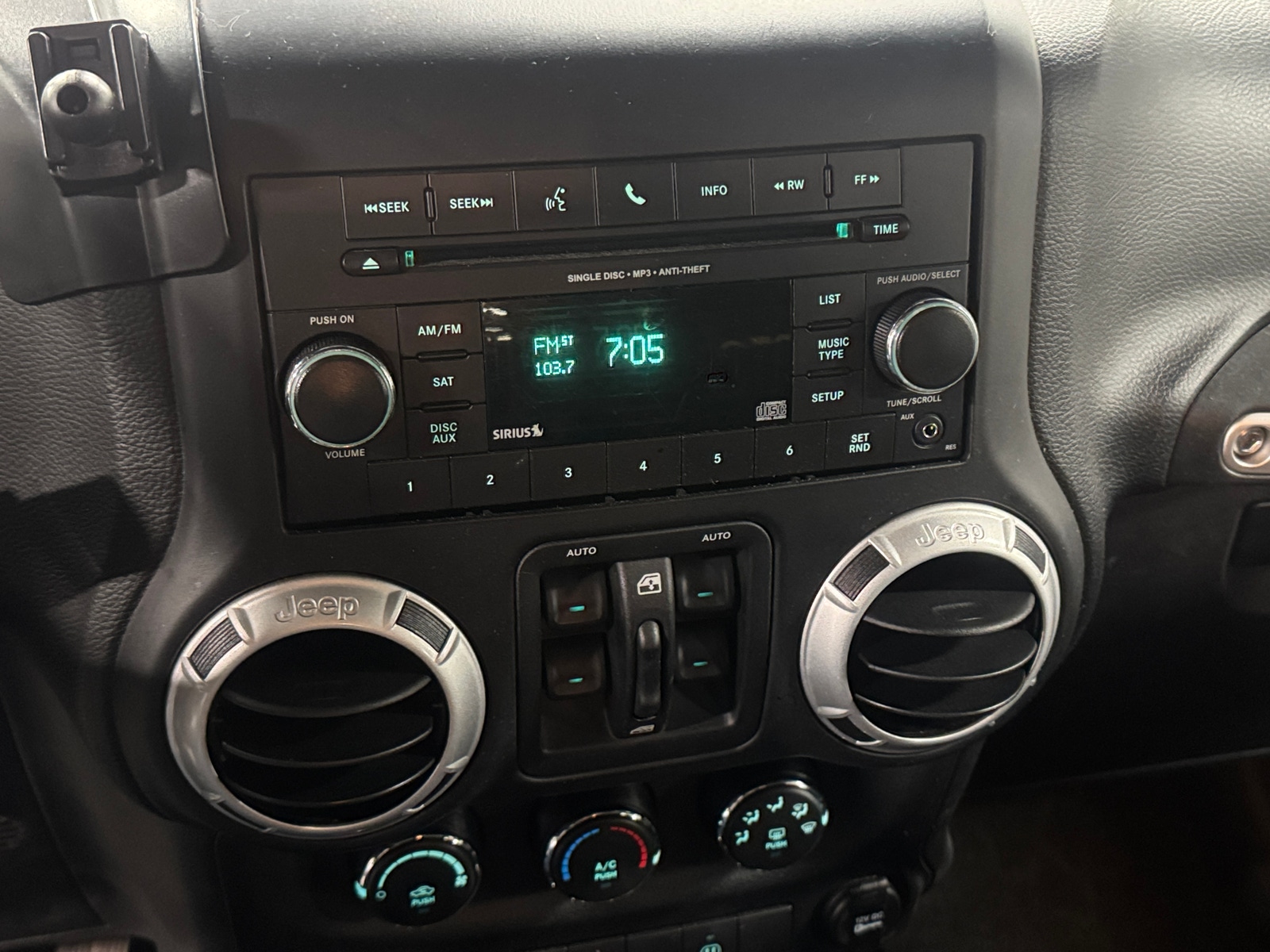 Thumbnail: 2014 Jeep Wrangler - 4